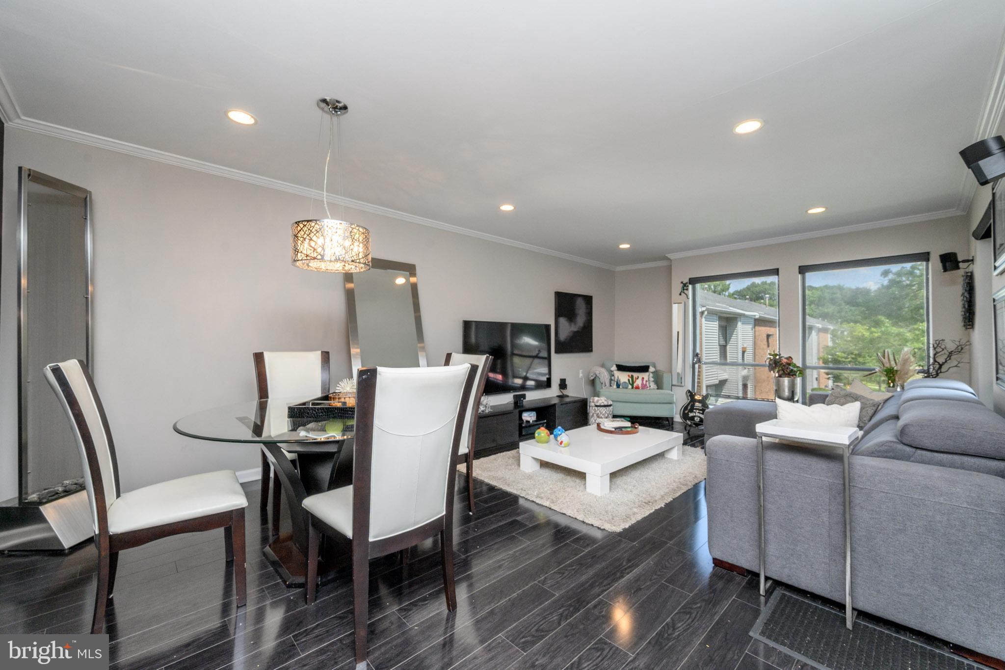 1 LAKE DRIVE L