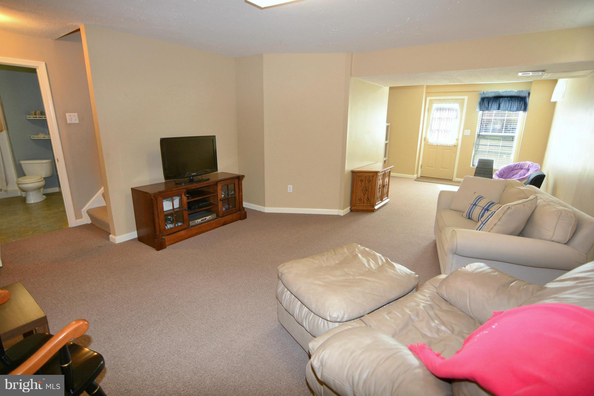 PINEY ORCHARD - Residential