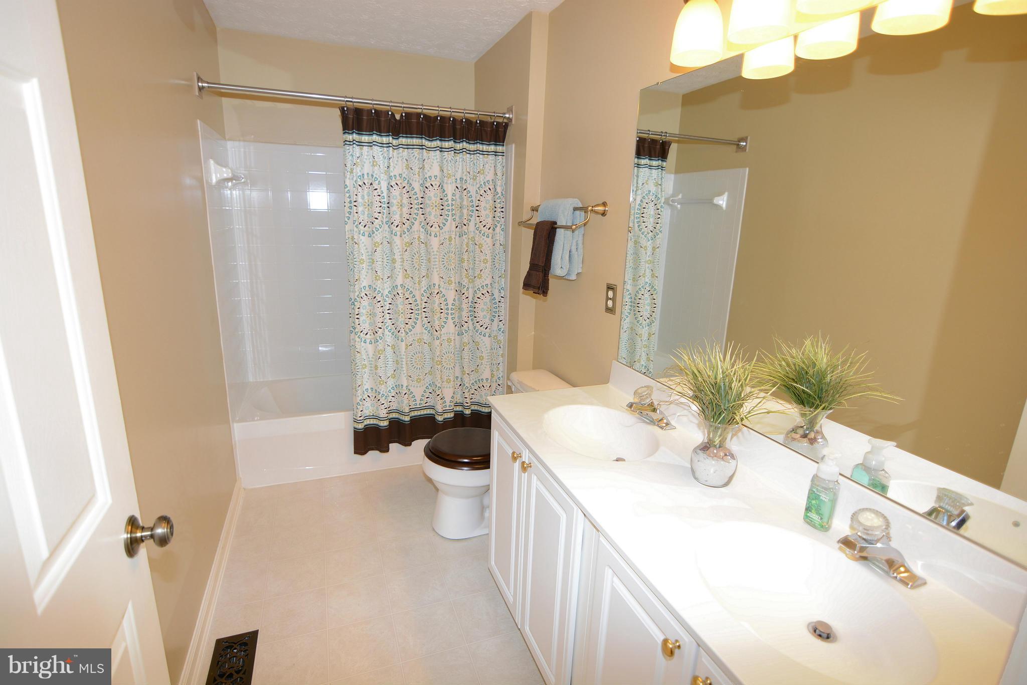 PINEY ORCHARD - Residential