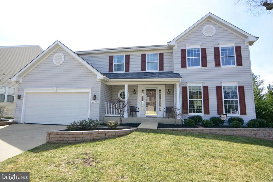 FANTASTIC UPDATED/UPGRADED HOME ON CORNER LOT**BACKS TO COMM OPEN SPACE**GORGEOUS WOOD FLOORS**LUXURIOUS MASTER SUITE W/SUPER BATH**COVERED DECK OFF KITCHEN GREAT FOR ENTERTAINING**ENJOY THE COMMUNITY RECREATIONAL PARADISE, INCLUDES SWIMMING POOLS, TENNIS COURTS, WALKING TRAILS, PLAYGROUNDS, EXERCISE FACILITIES, ETC.**QUICK ACCESS TO MAJOR HIGHWAYS & MARC TRAIN FOR EASY COMMUTE**SEE IT TODAY!!