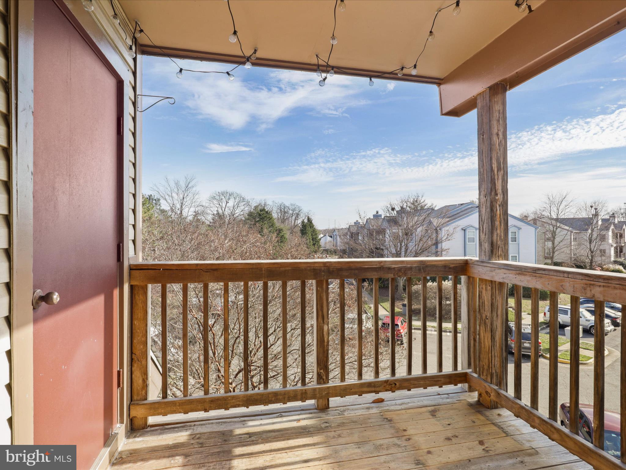 SURREY AT MANCHESTER LAKES - Residential