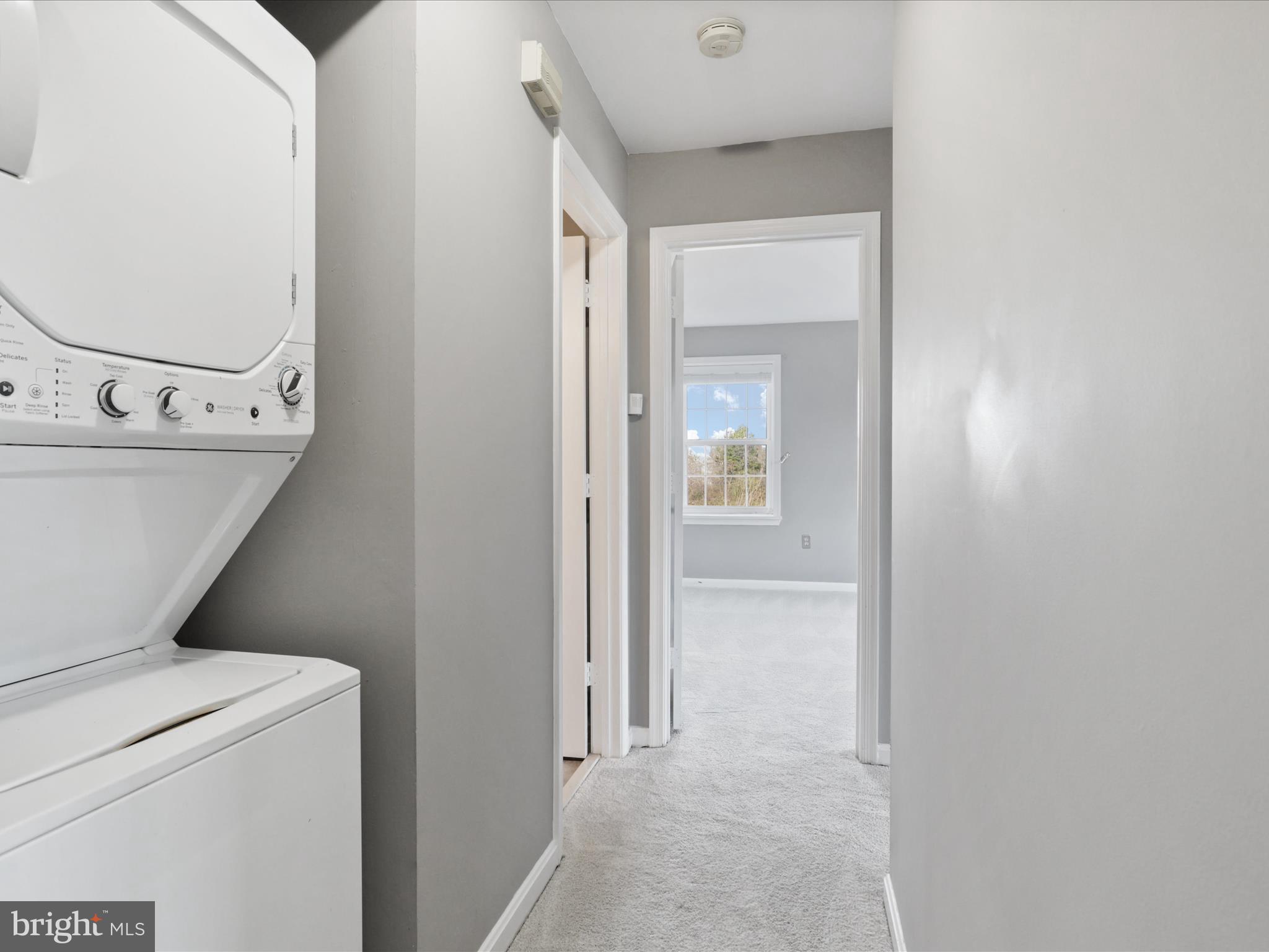 SURREY AT MANCHESTER LAKES - Residential