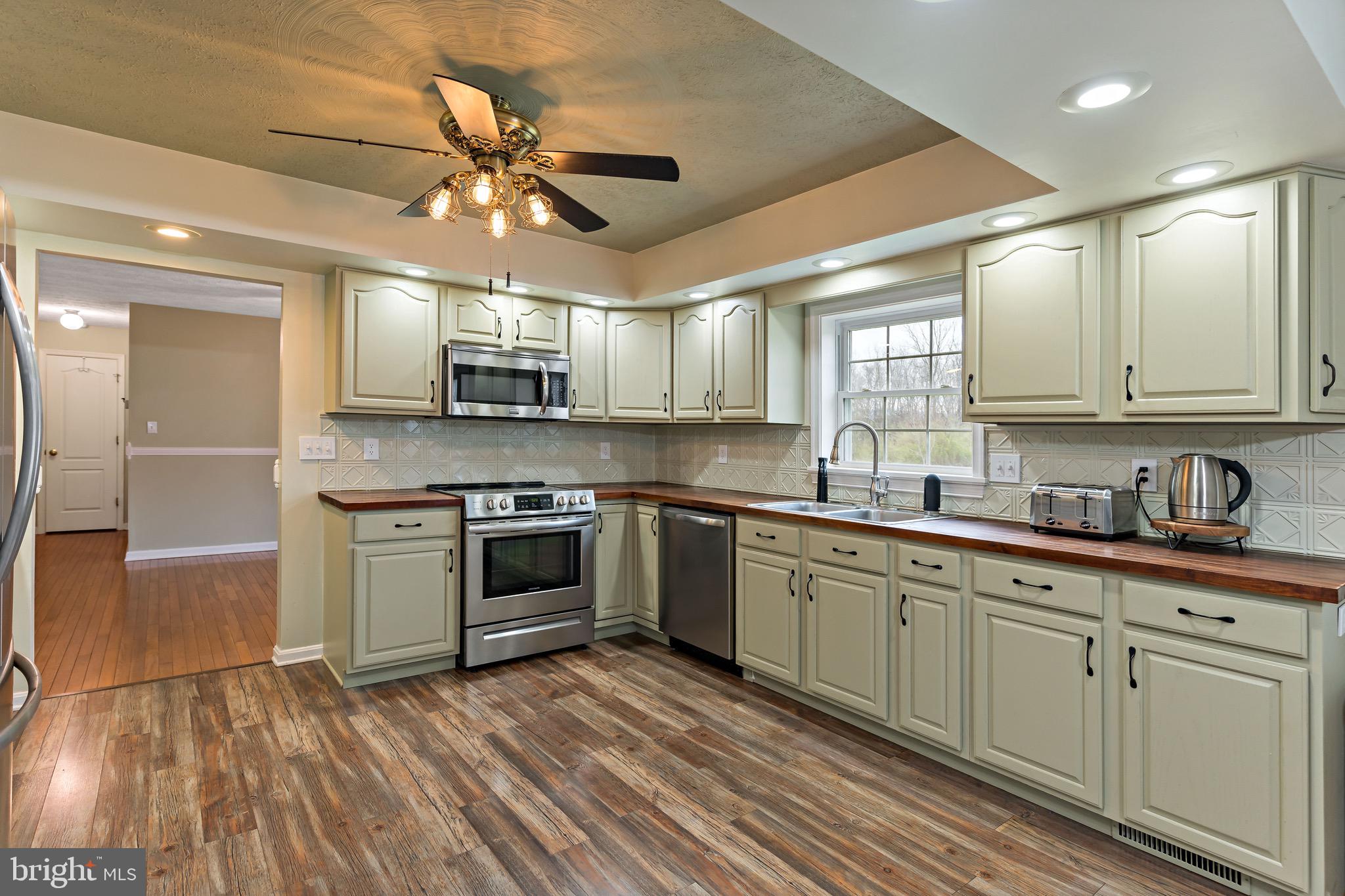 QUAIL SPRINGS ESTATES - Residential