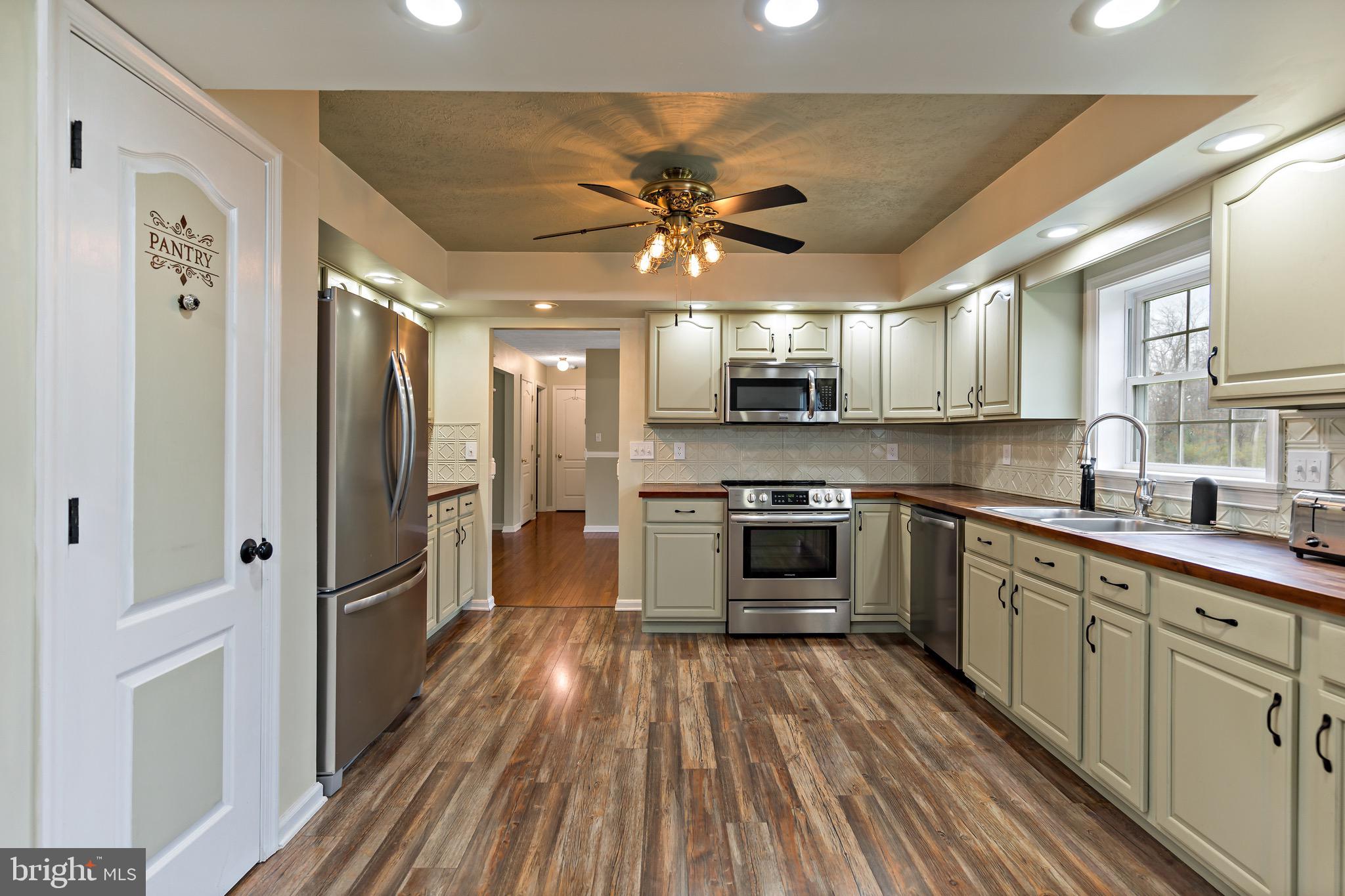 QUAIL SPRINGS ESTATES - Residential