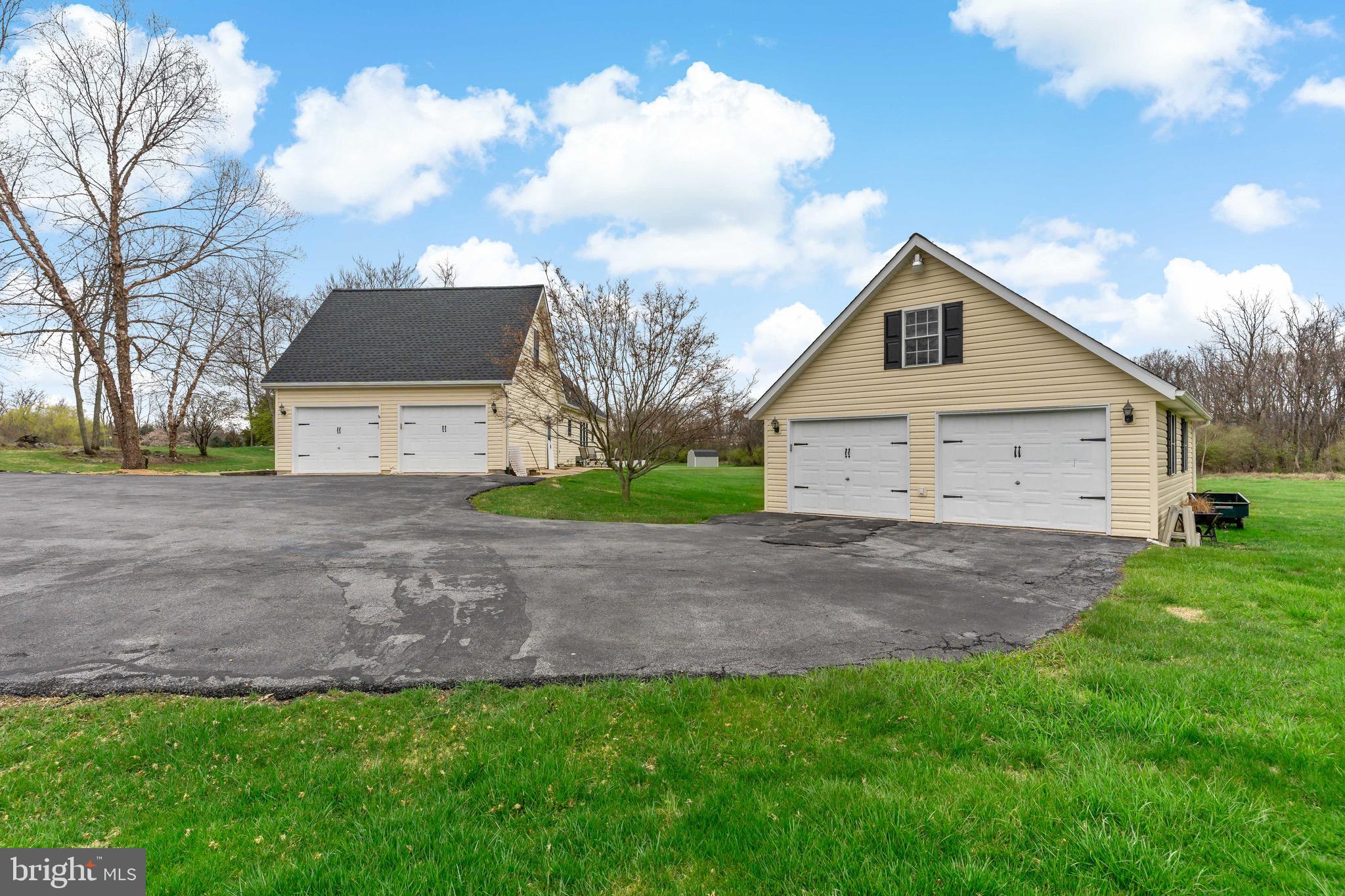 QUAIL SPRINGS ESTATES - Residential