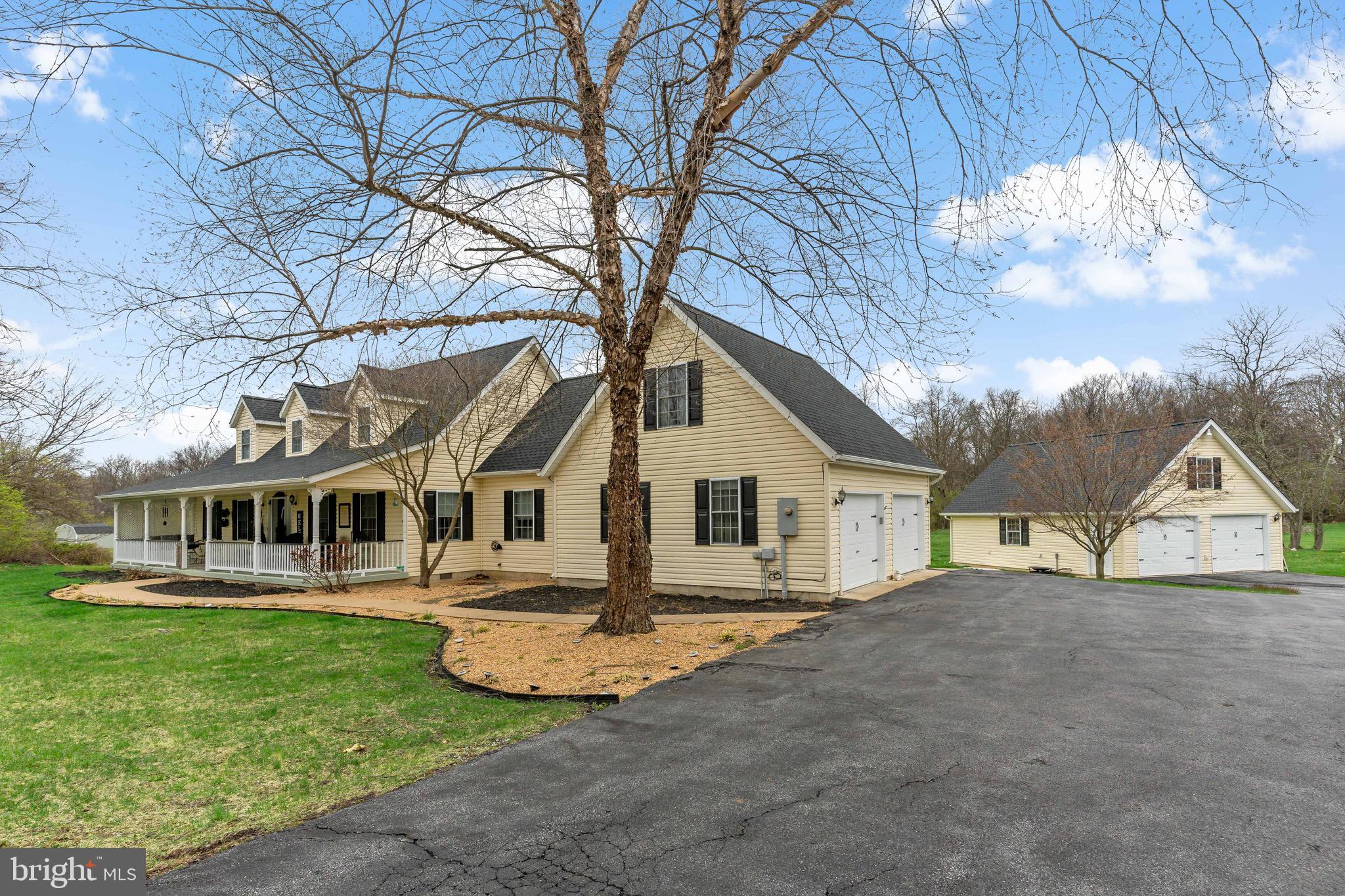 QUAIL SPRINGS ESTATES - Residential