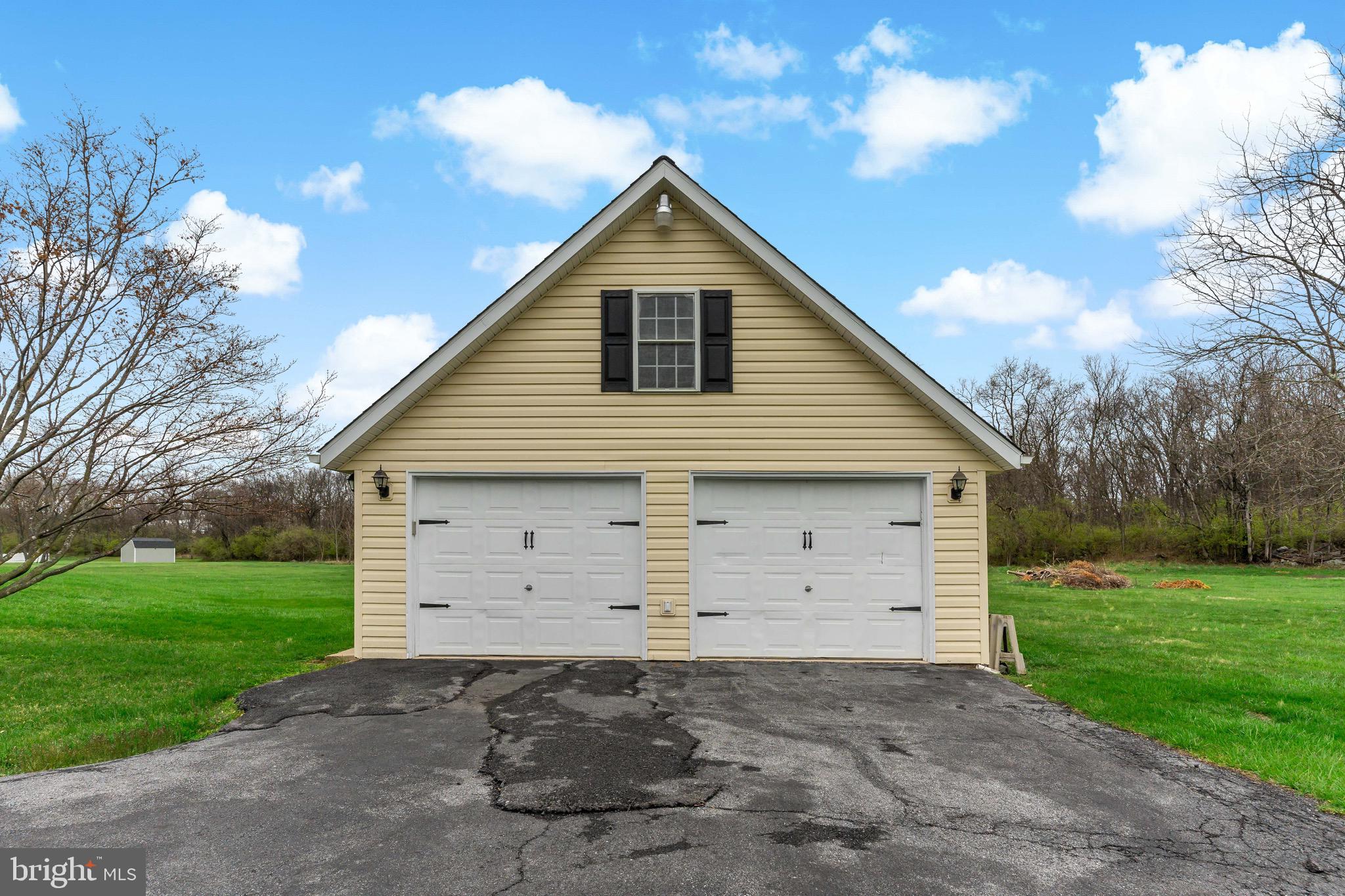 QUAIL SPRINGS ESTATES - Residential