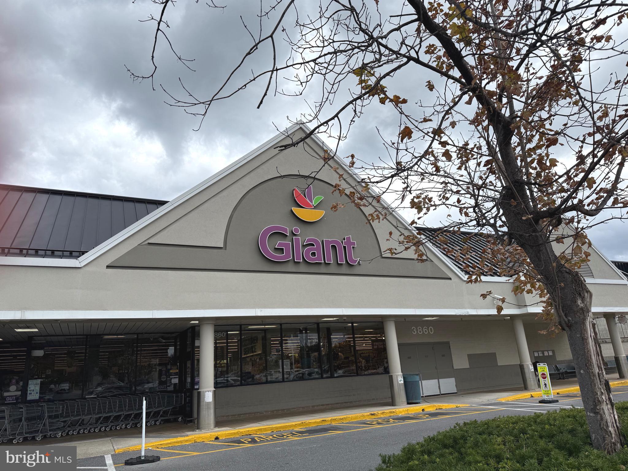 LEISURE WORLD - Residential