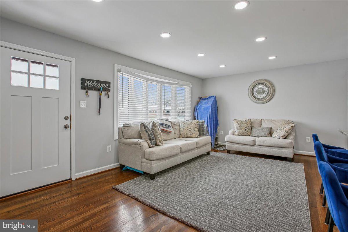 LOISDALE ESTATES - Residential