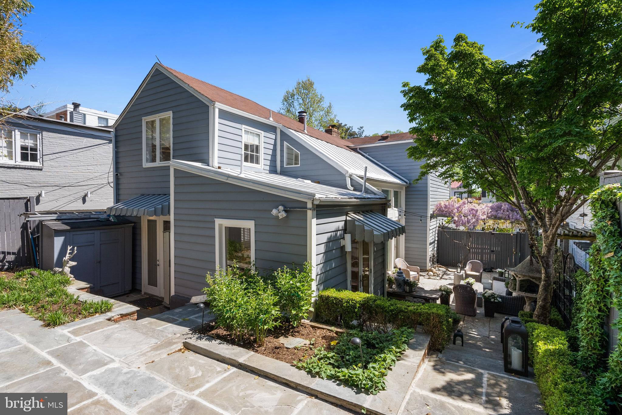 GEORGETOWN - Residential