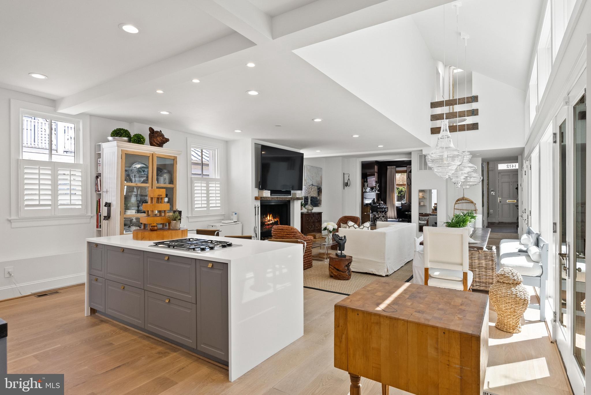 GEORGETOWN - Residential