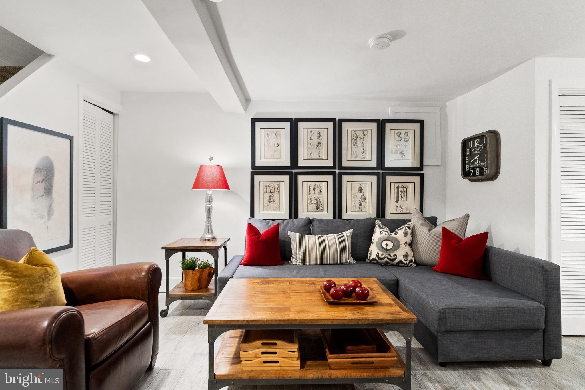 GEORGETOWN - Residential