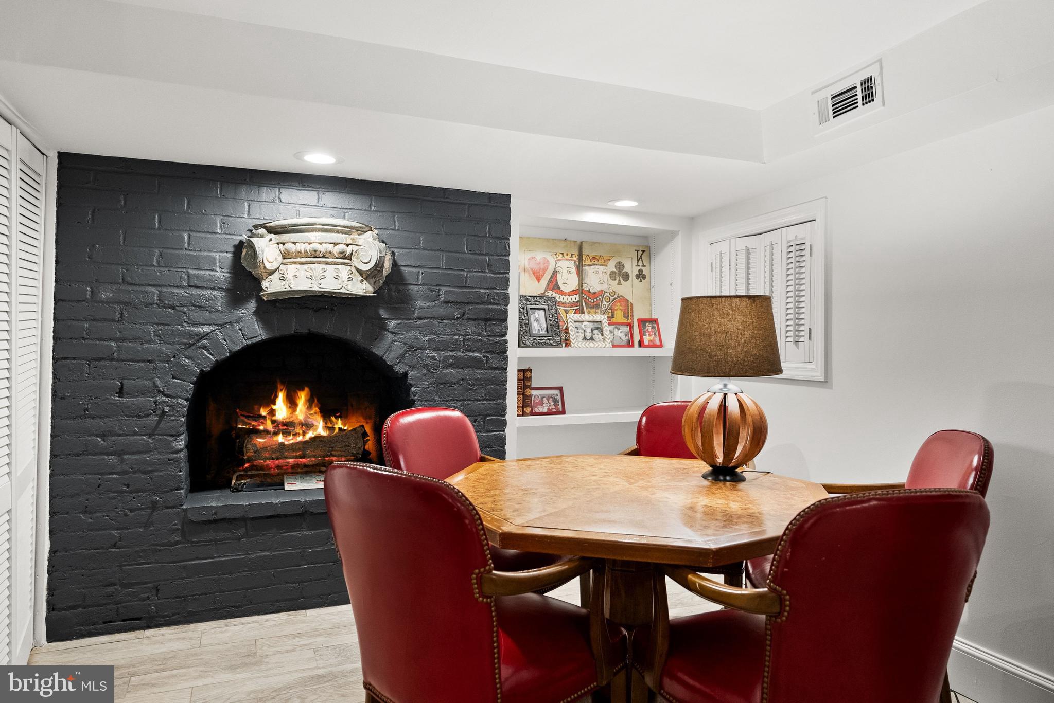GEORGETOWN - Residential