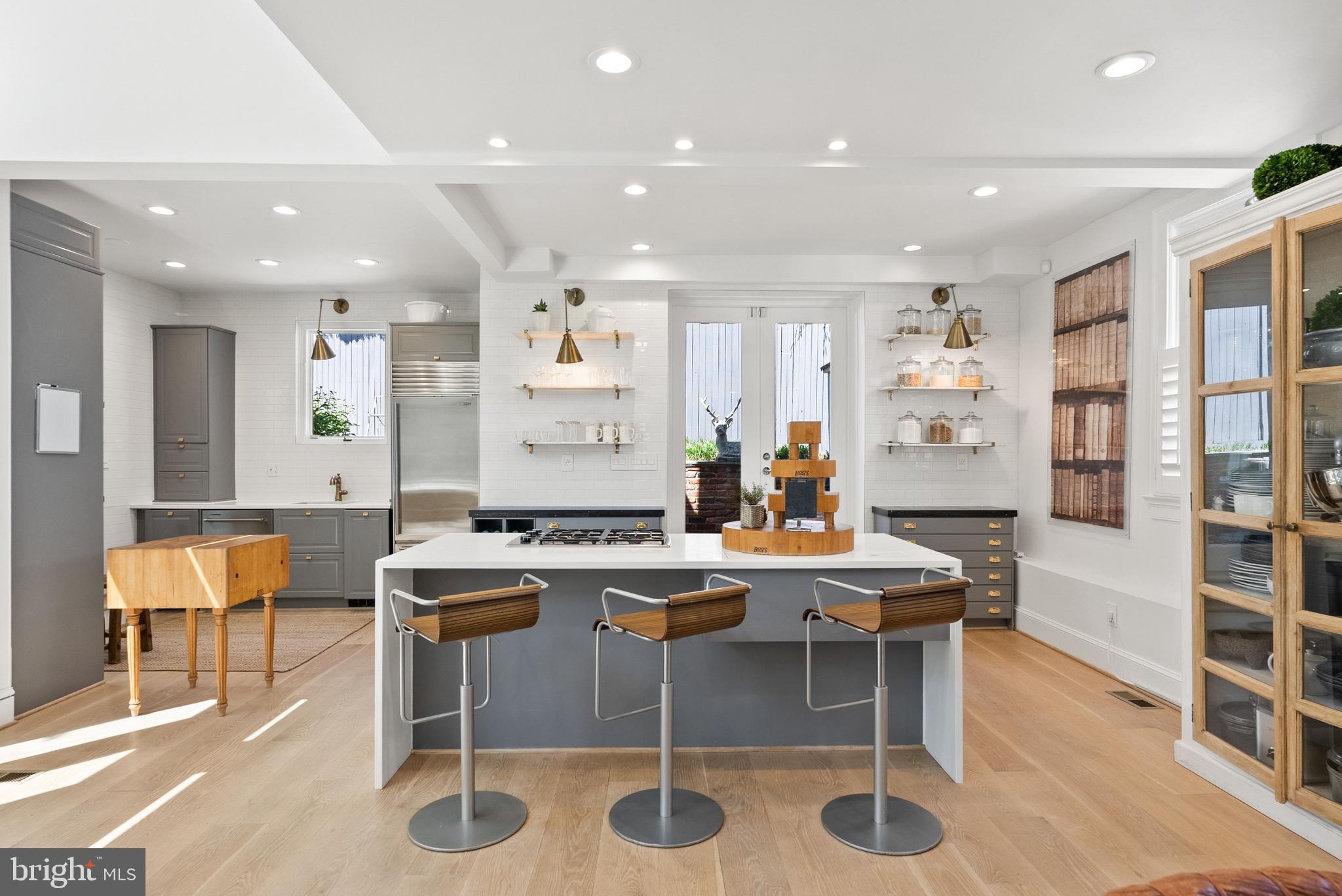 GEORGETOWN - Residential