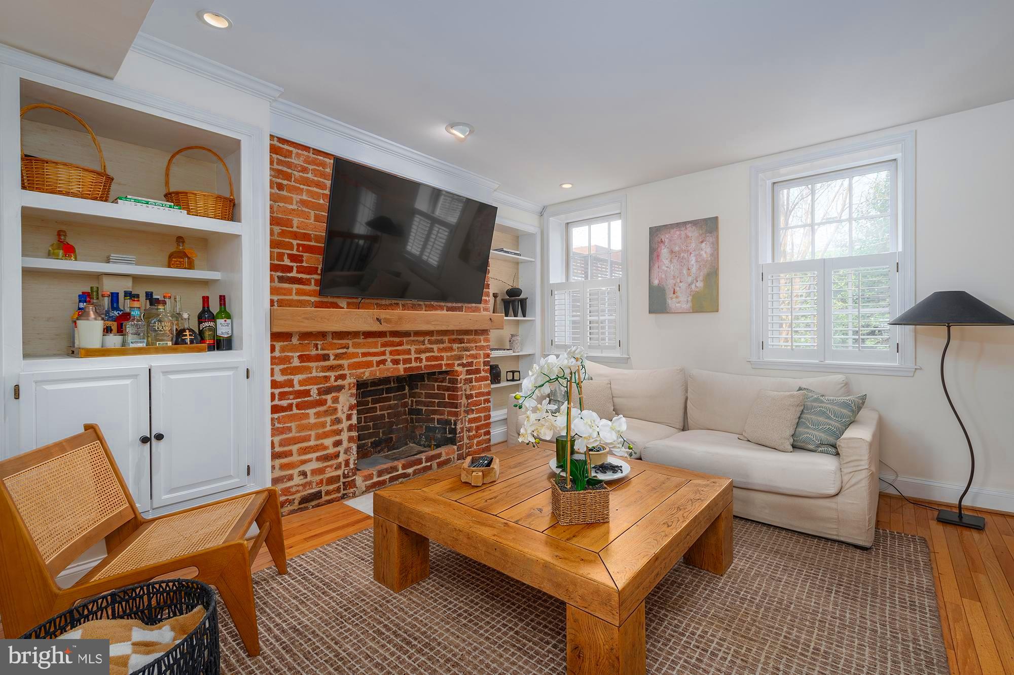 FELLS POINT HISTORIC DISTRICT - Residential