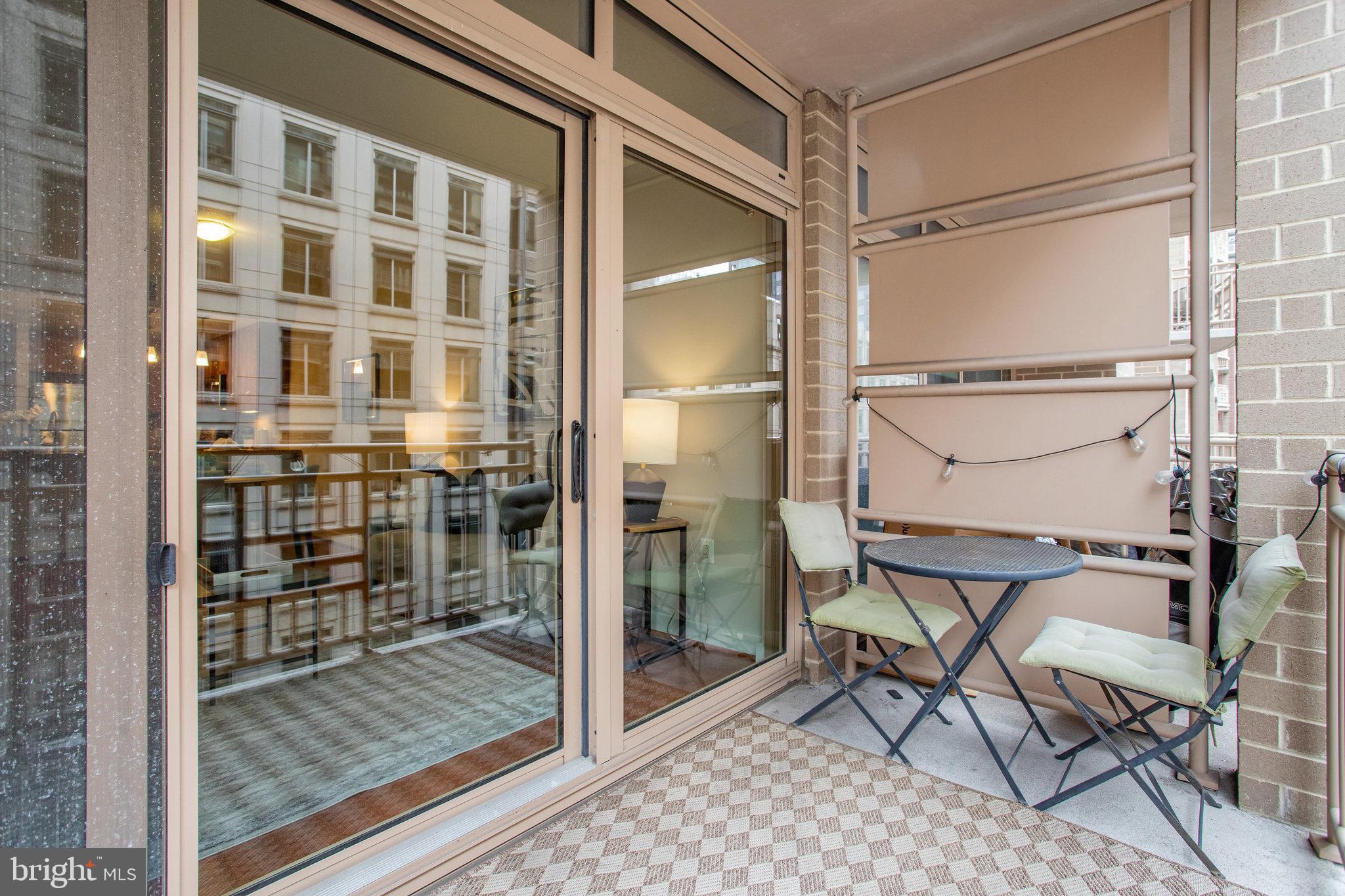 RESIDENCES AT LIBERTY CENTER - Residential