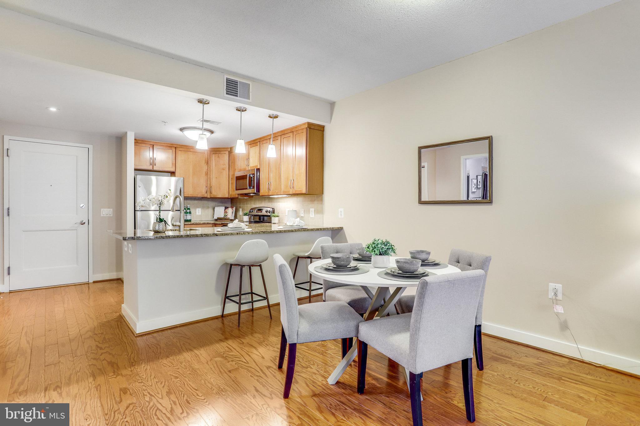 RESIDENCES AT LIBERTY CENTER - Residential