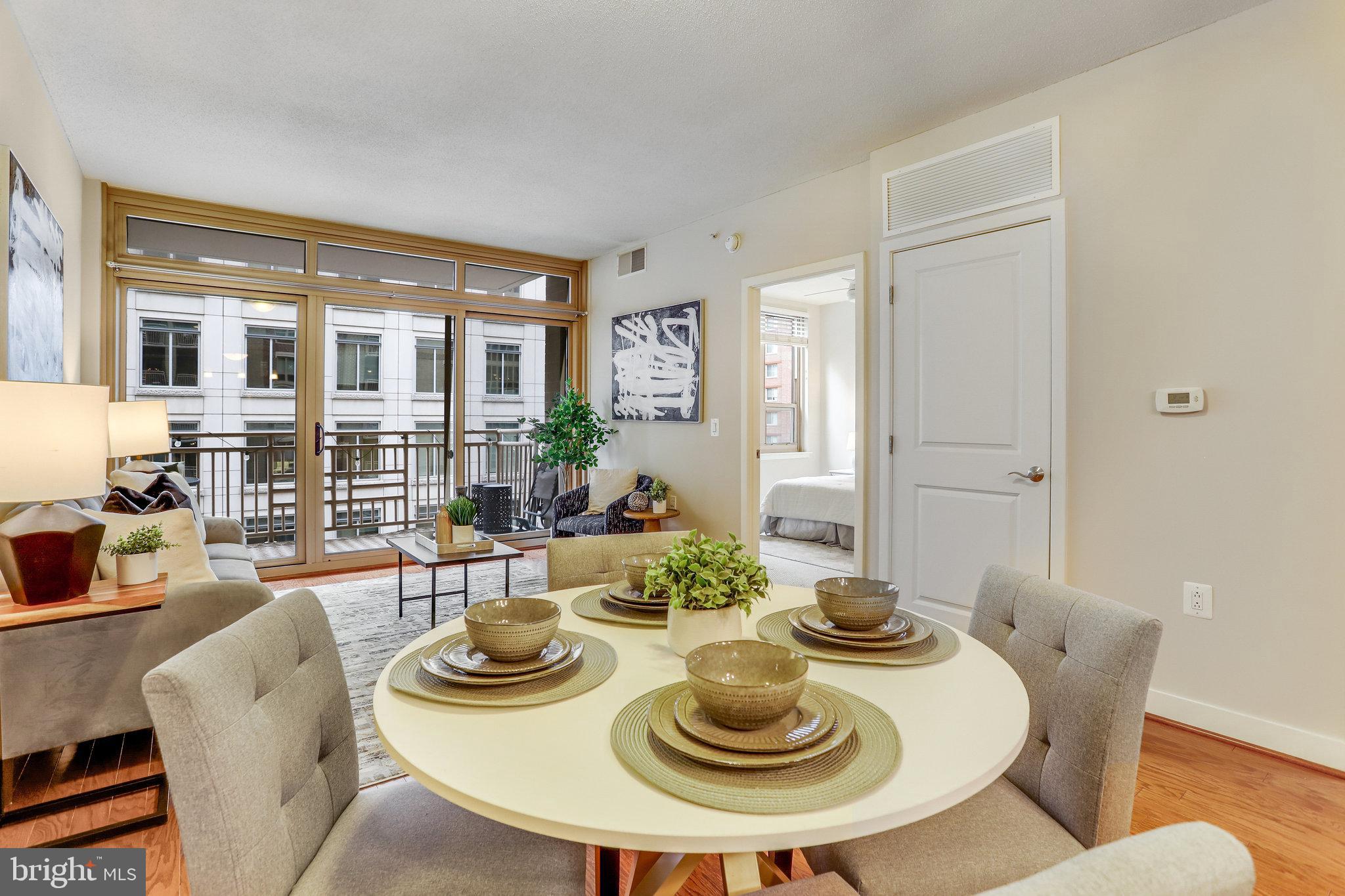 RESIDENCES AT LIBERTY CENTER - Residential