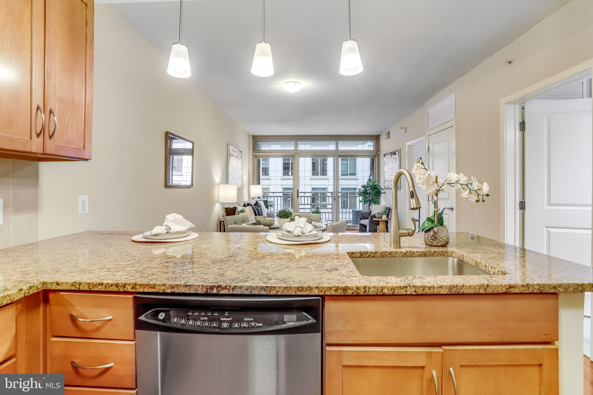 RESIDENCES AT LIBERTY CENTER - Residential