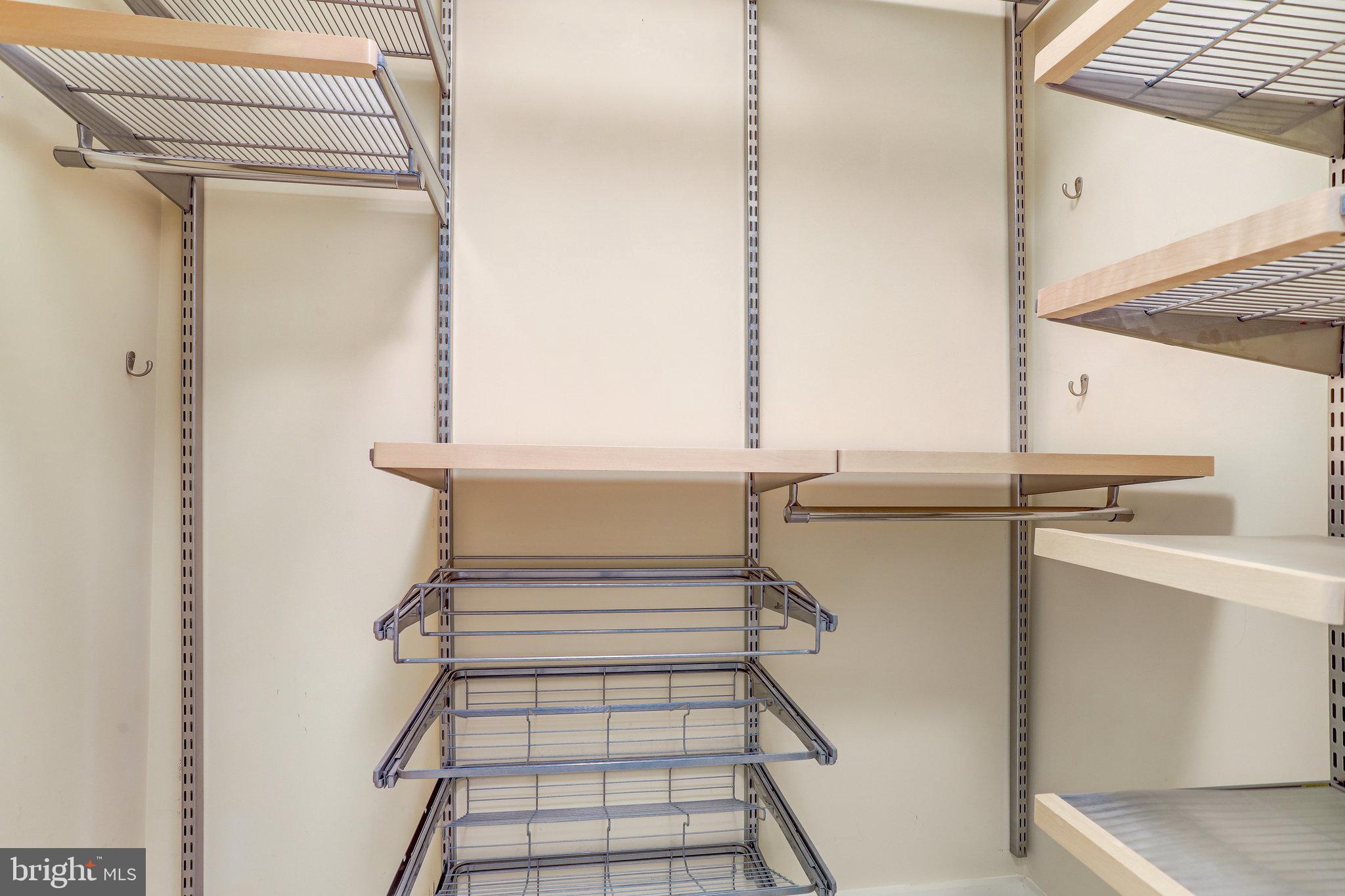 RESIDENCES AT LIBERTY CENTER - Residential