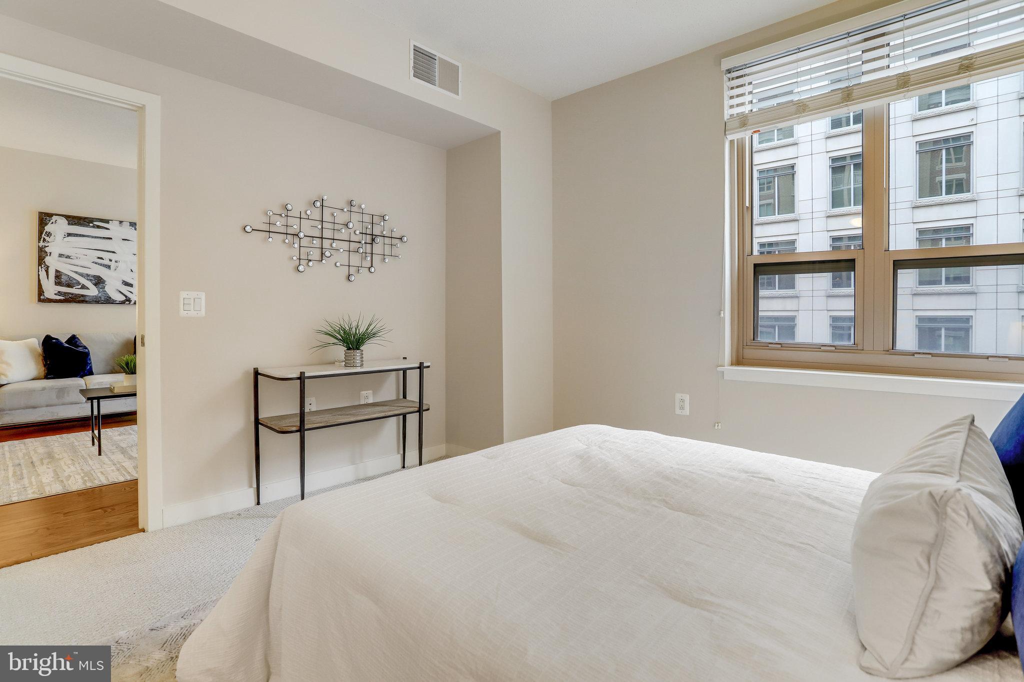 RESIDENCES AT LIBERTY CENTER - Residential