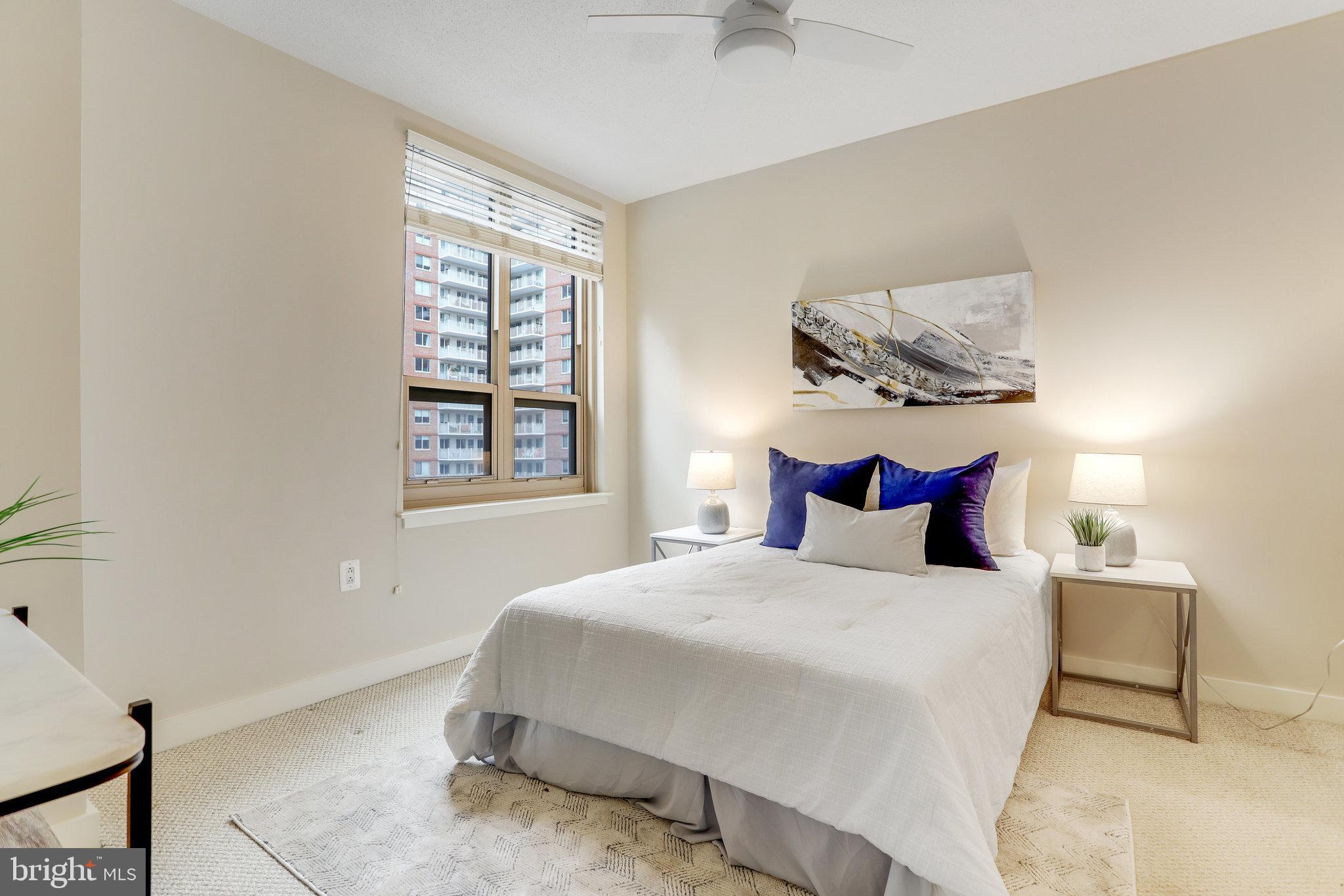 RESIDENCES AT LIBERTY CENTER - Residential