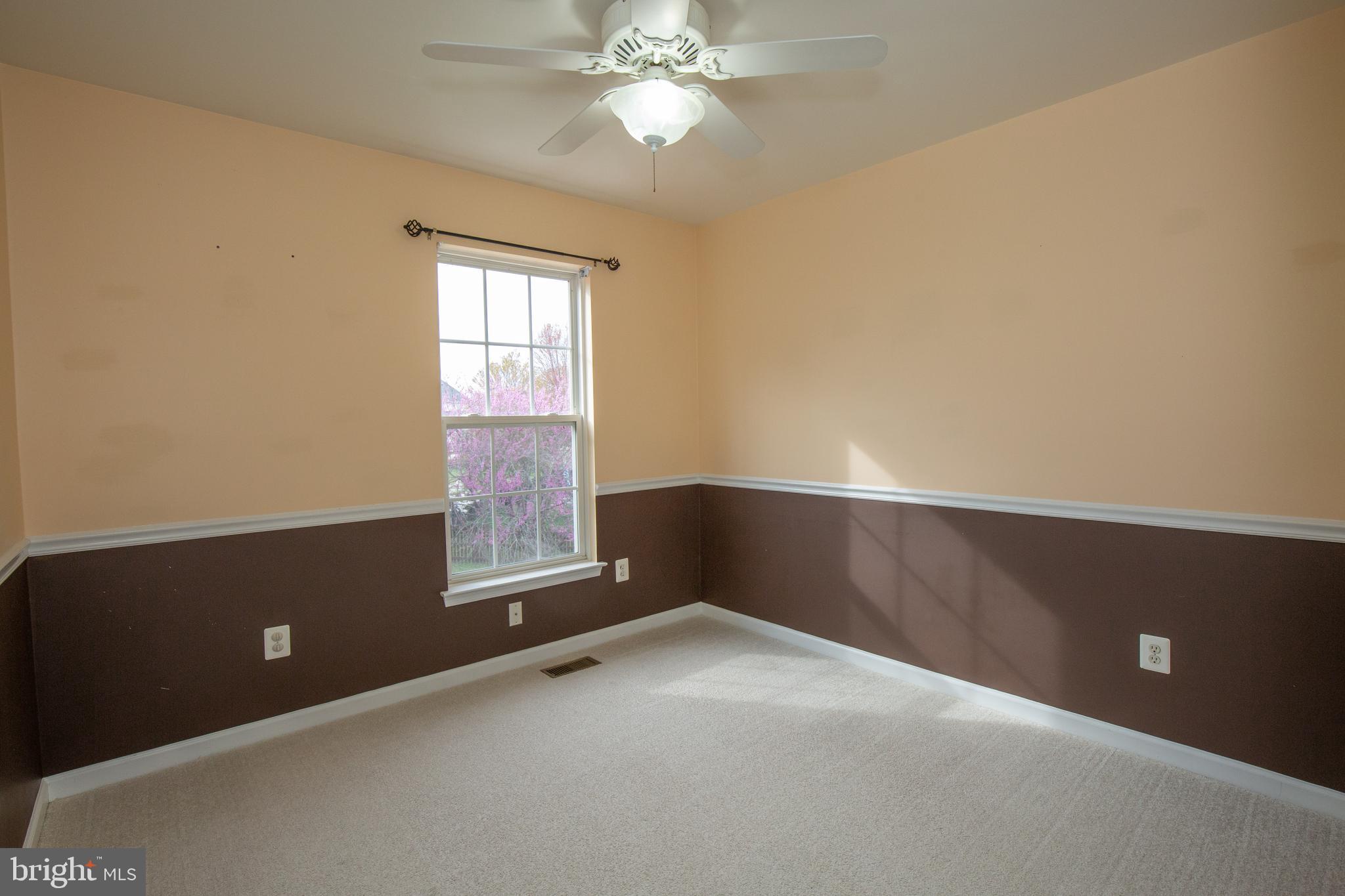 LOCUST HILL - Residential Lease