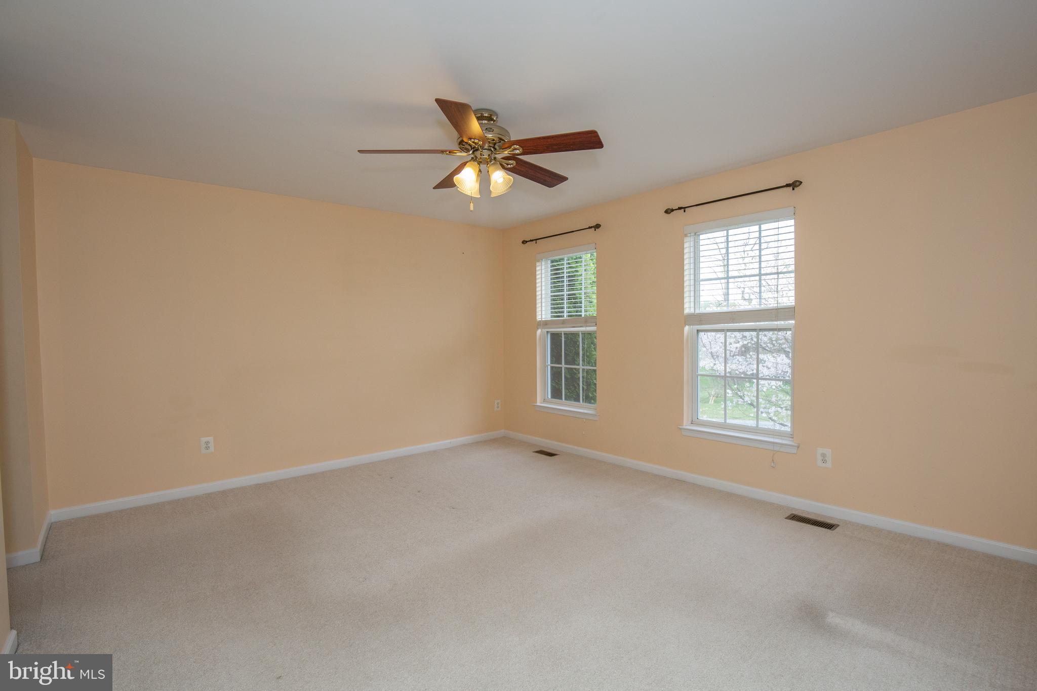 LOCUST HILL - Residential Lease