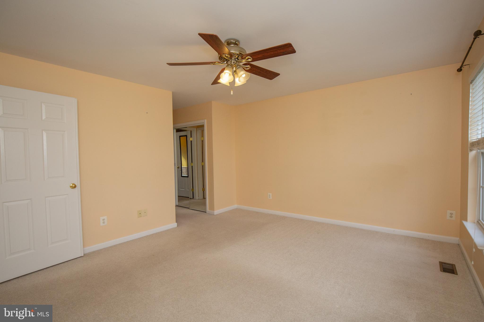 LOCUST HILL - Residential Lease