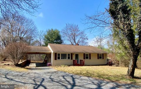 Homes For Sale - 4675 N Frederick Pike<br/> WINCHESTER, VA 22603