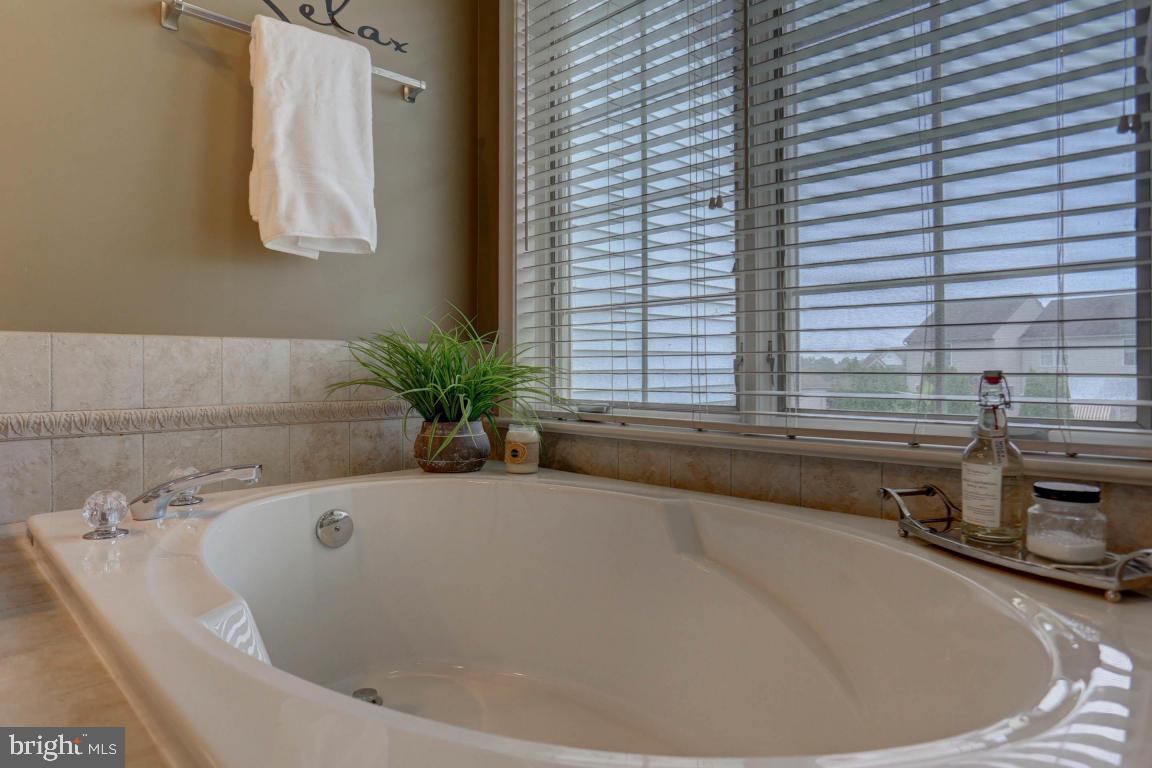 WINDY HILL - Residential