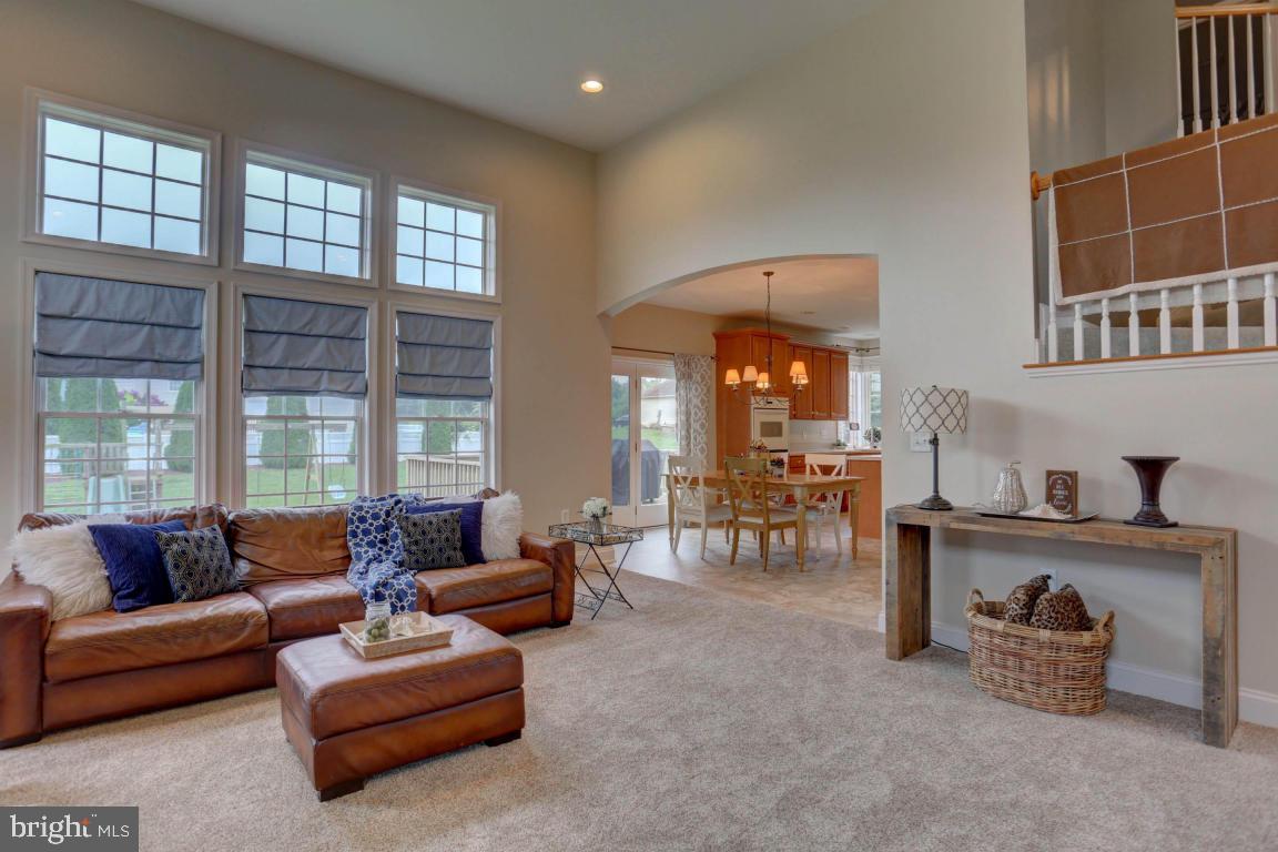 WINDY HILL - Residential