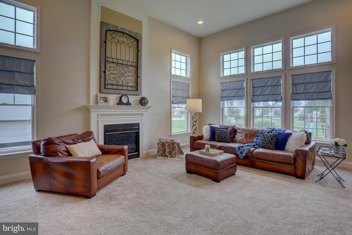 WINDY HILL - Residential