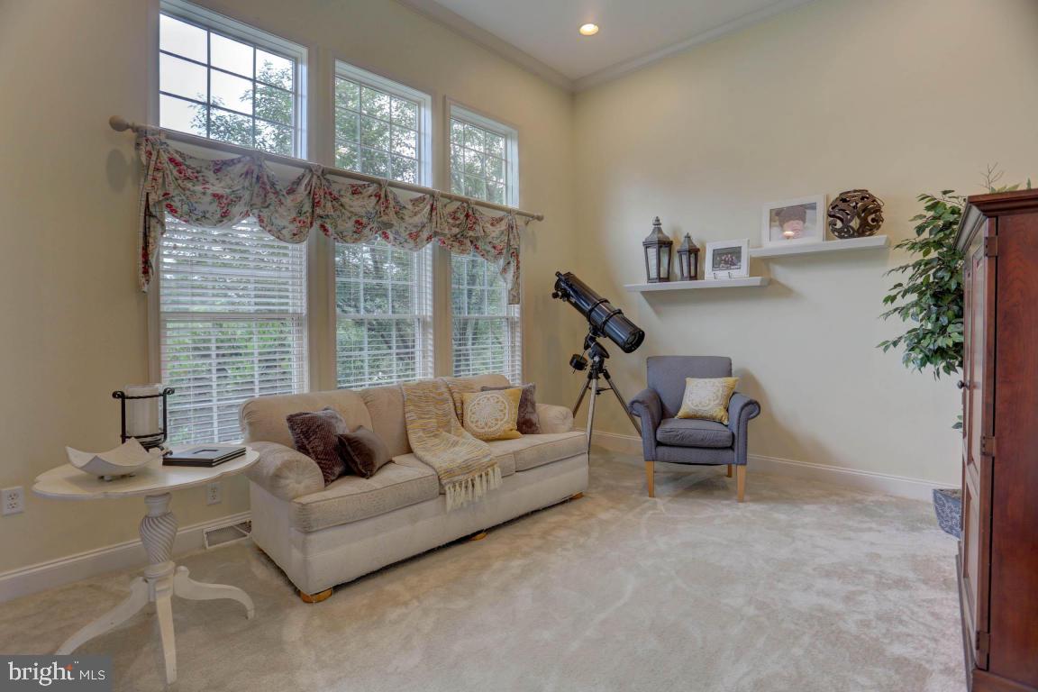 WINDY HILL - Residential