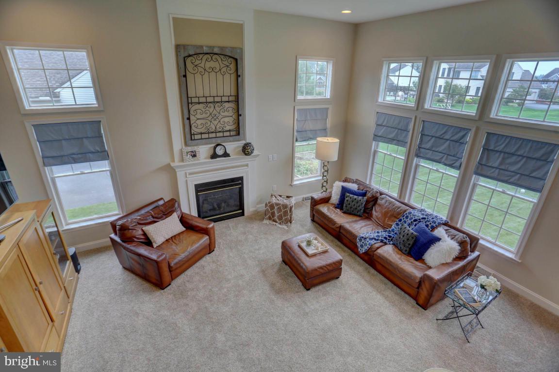 WINDY HILL - Residential