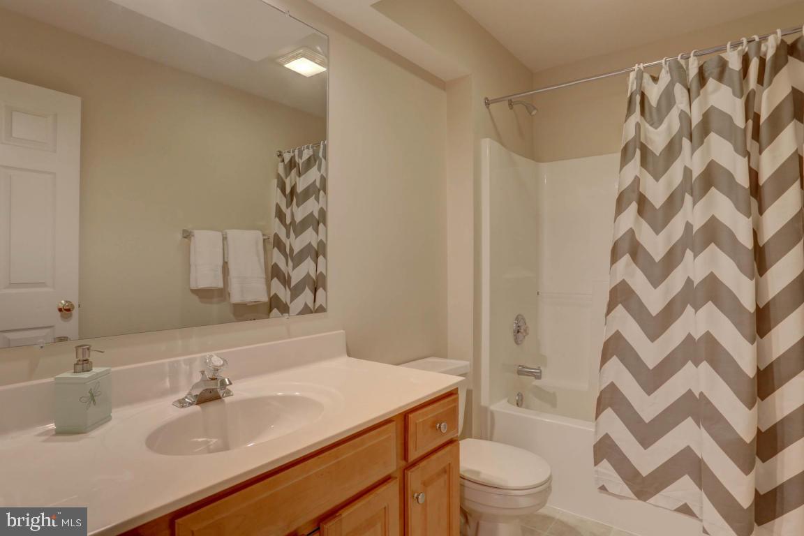 WINDY HILL - Residential