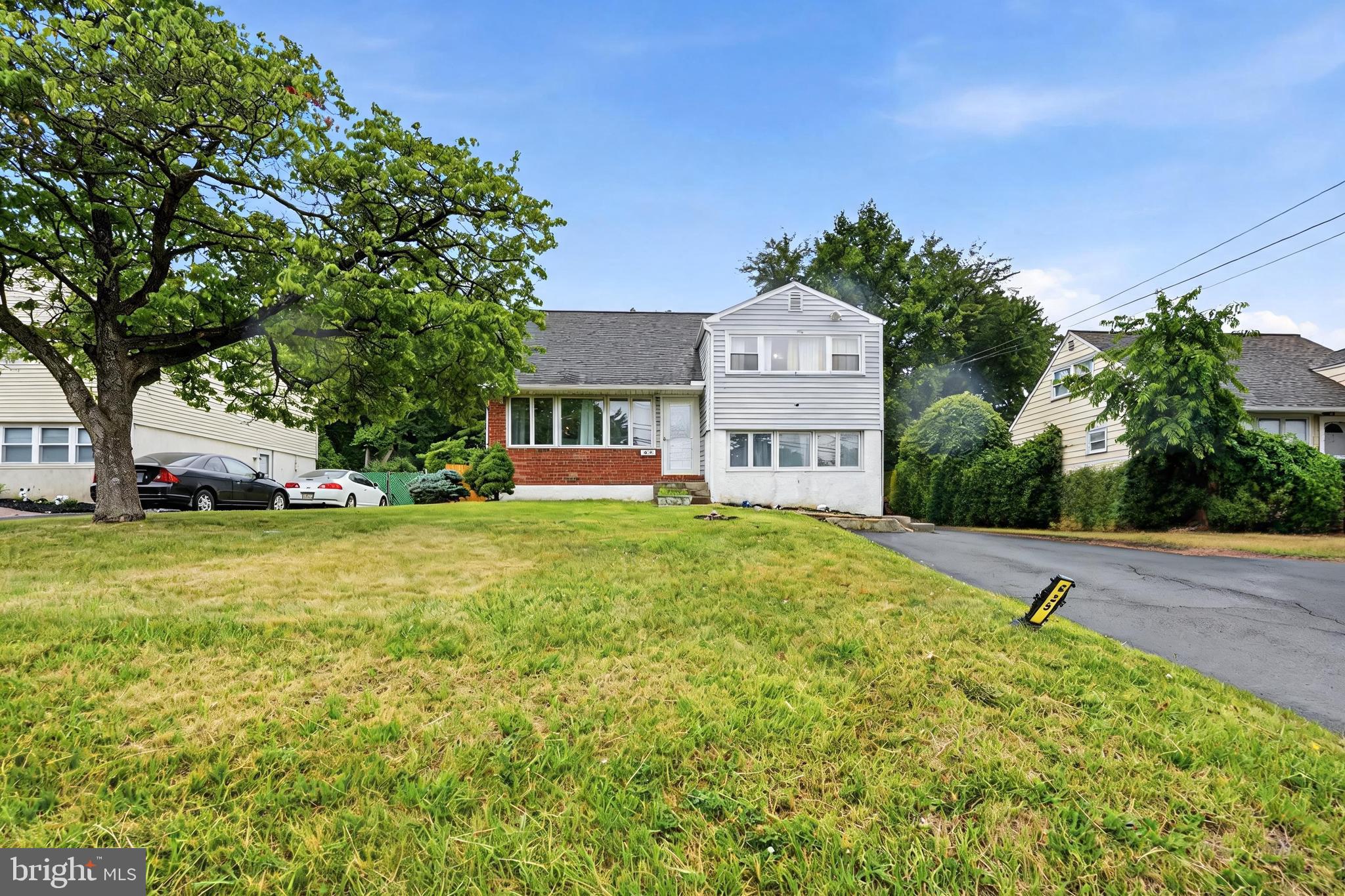 635 W COUNTY LINE ROAD