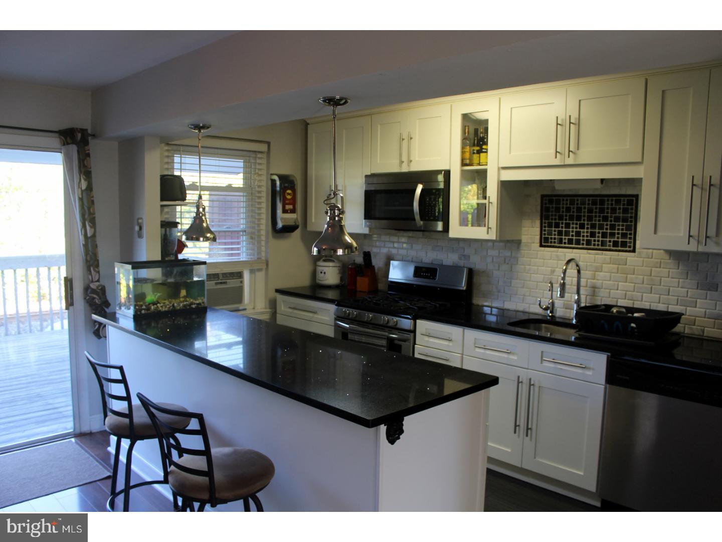 LANSDALE - Residential