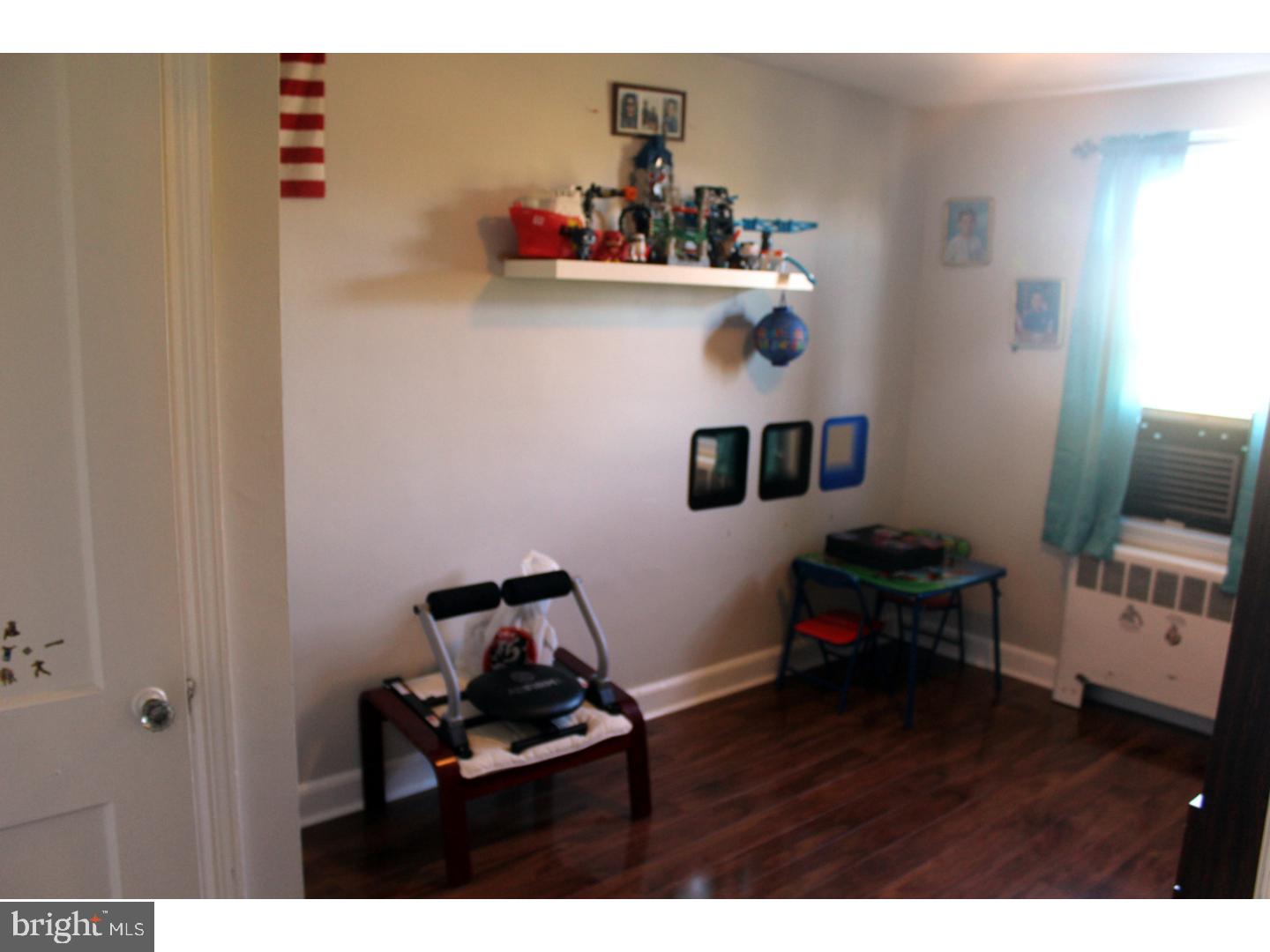 LANSDALE - Residential