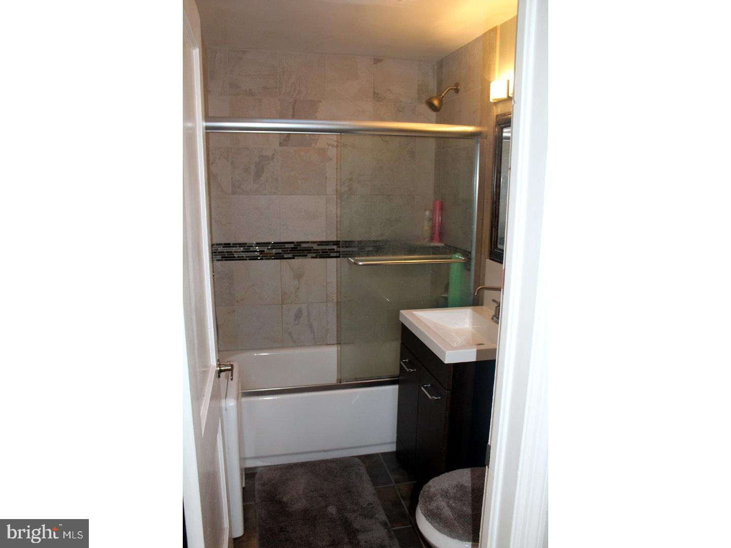 LANSDALE - Residential