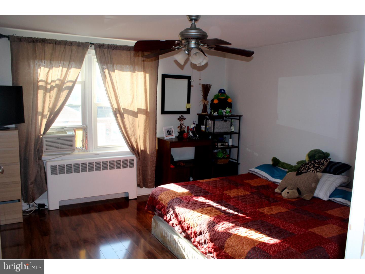 LANSDALE - Residential