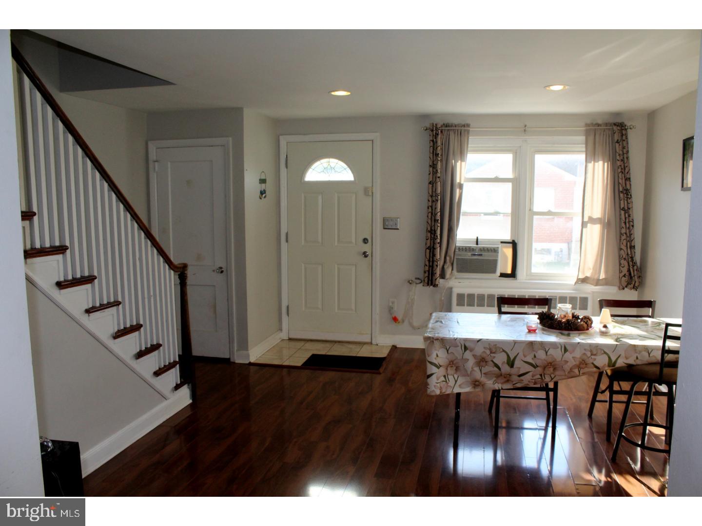 LANSDALE - Residential