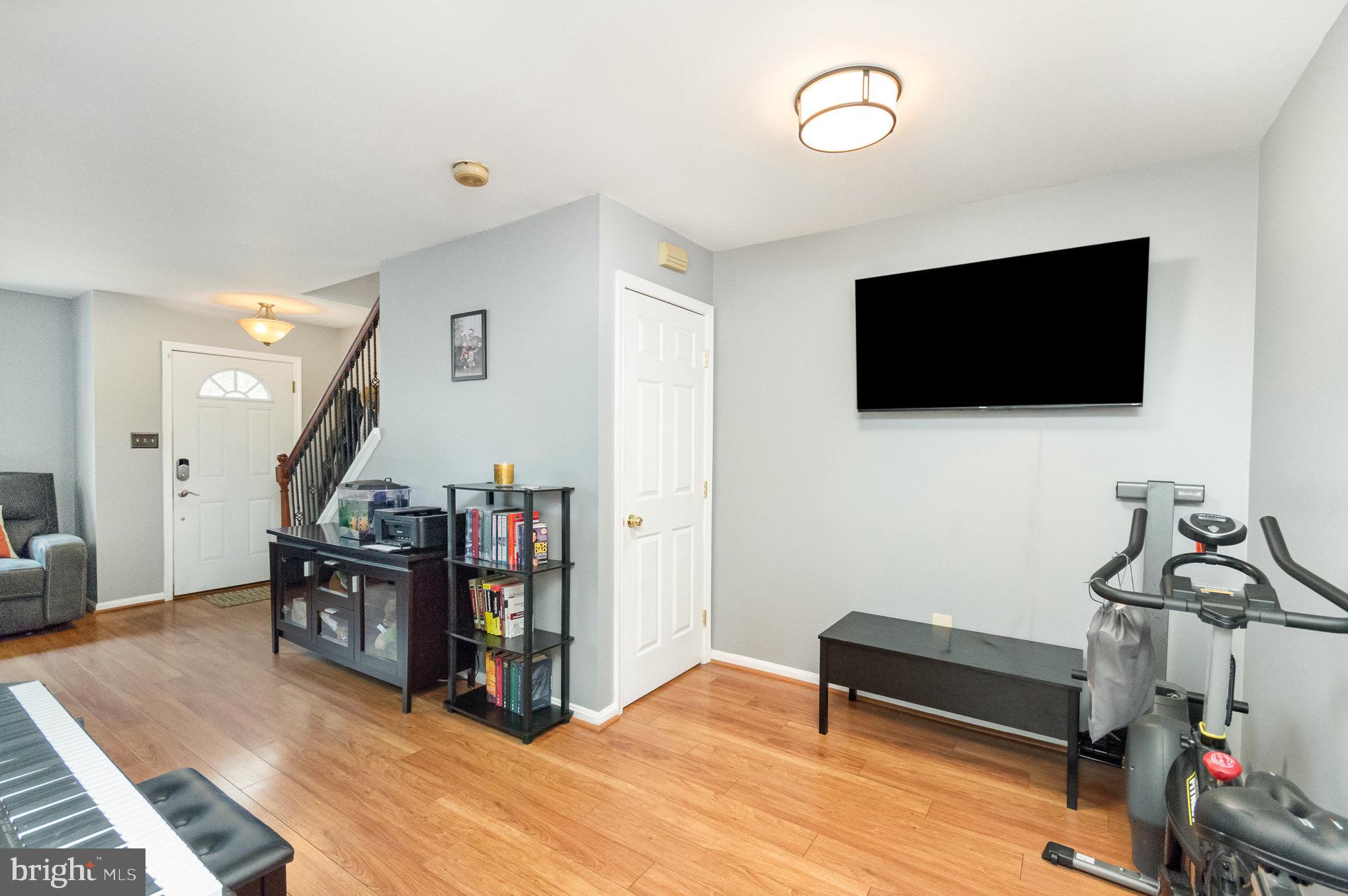 CROFTON COMMONS - Residential