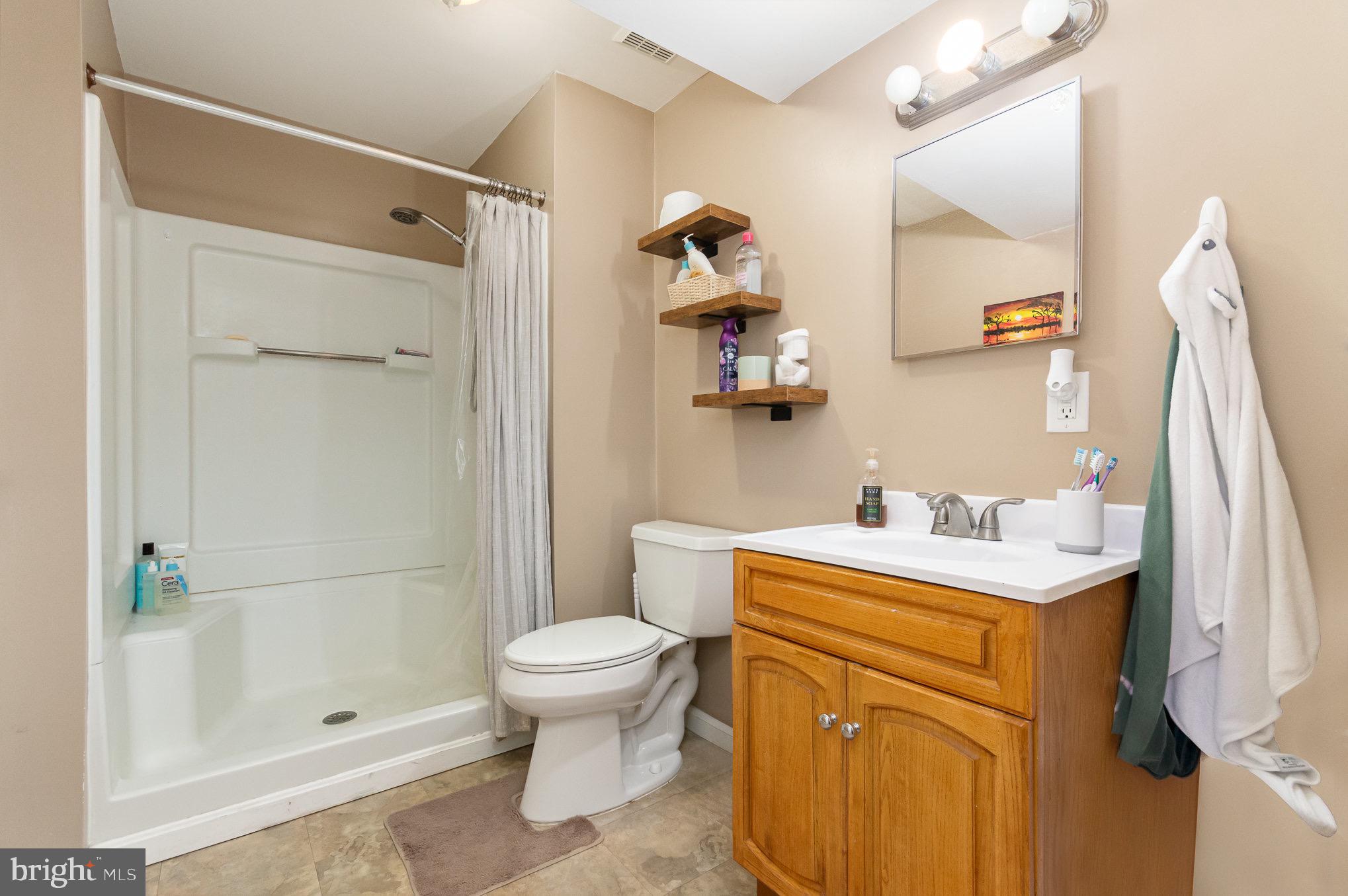 CROFTON COMMONS - Residential