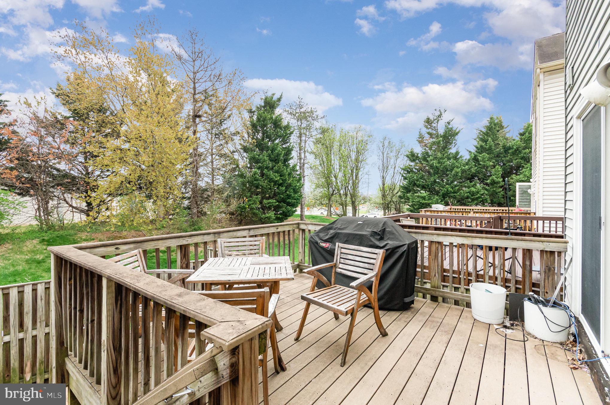 CROFTON COMMONS - Residential