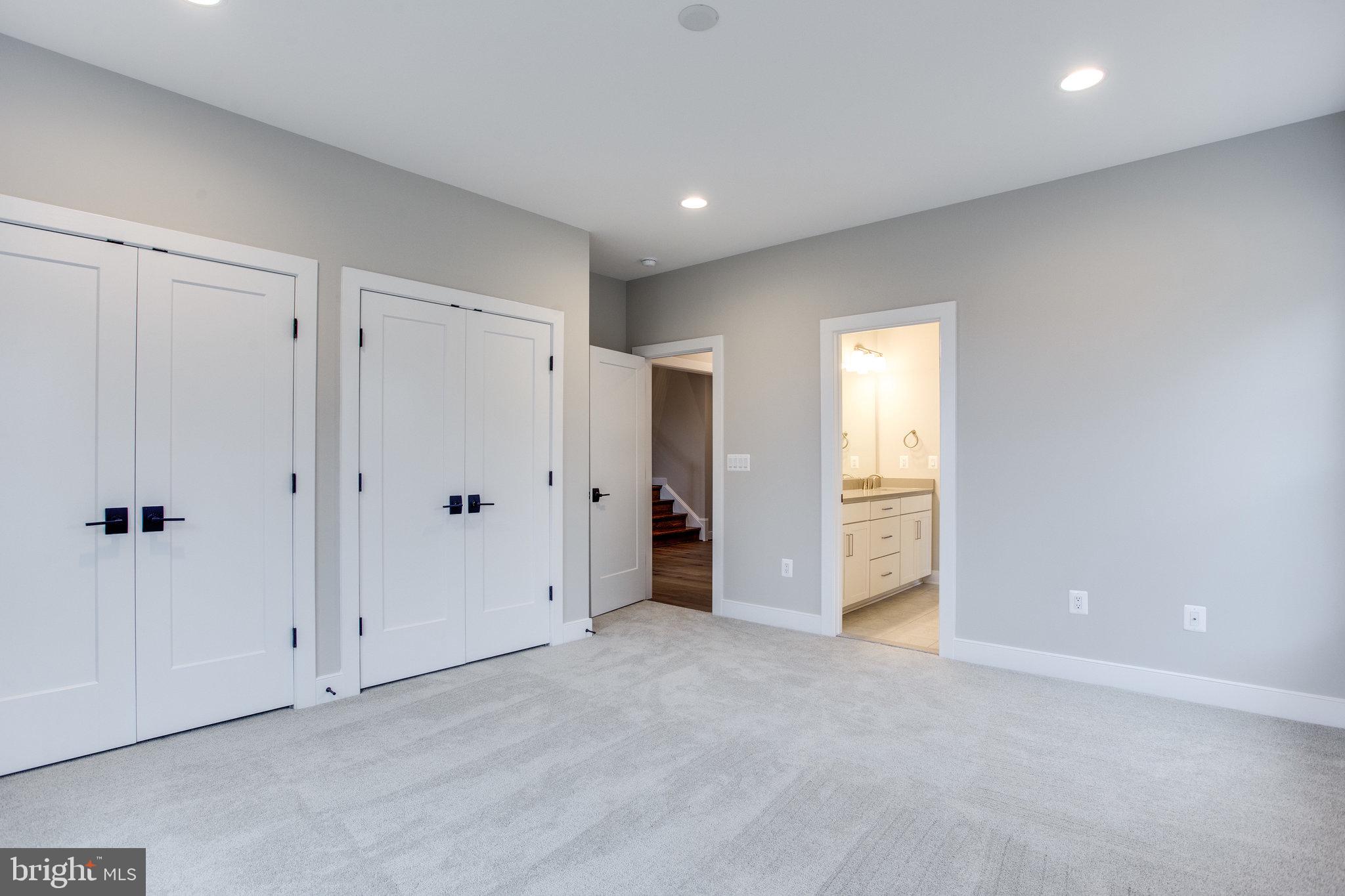 PIMMIT HILLS - Residential