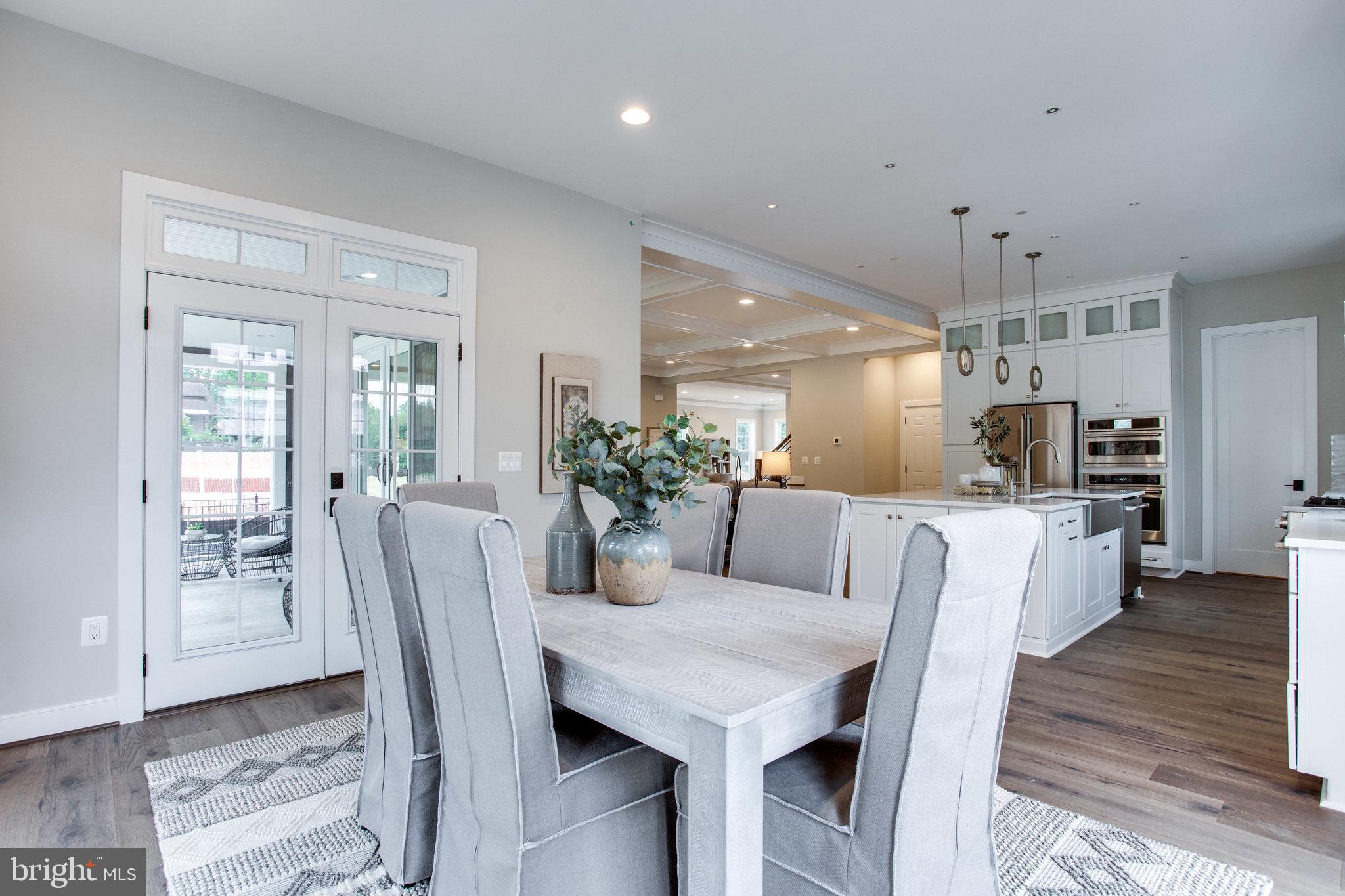 PIMMIT HILLS - Residential