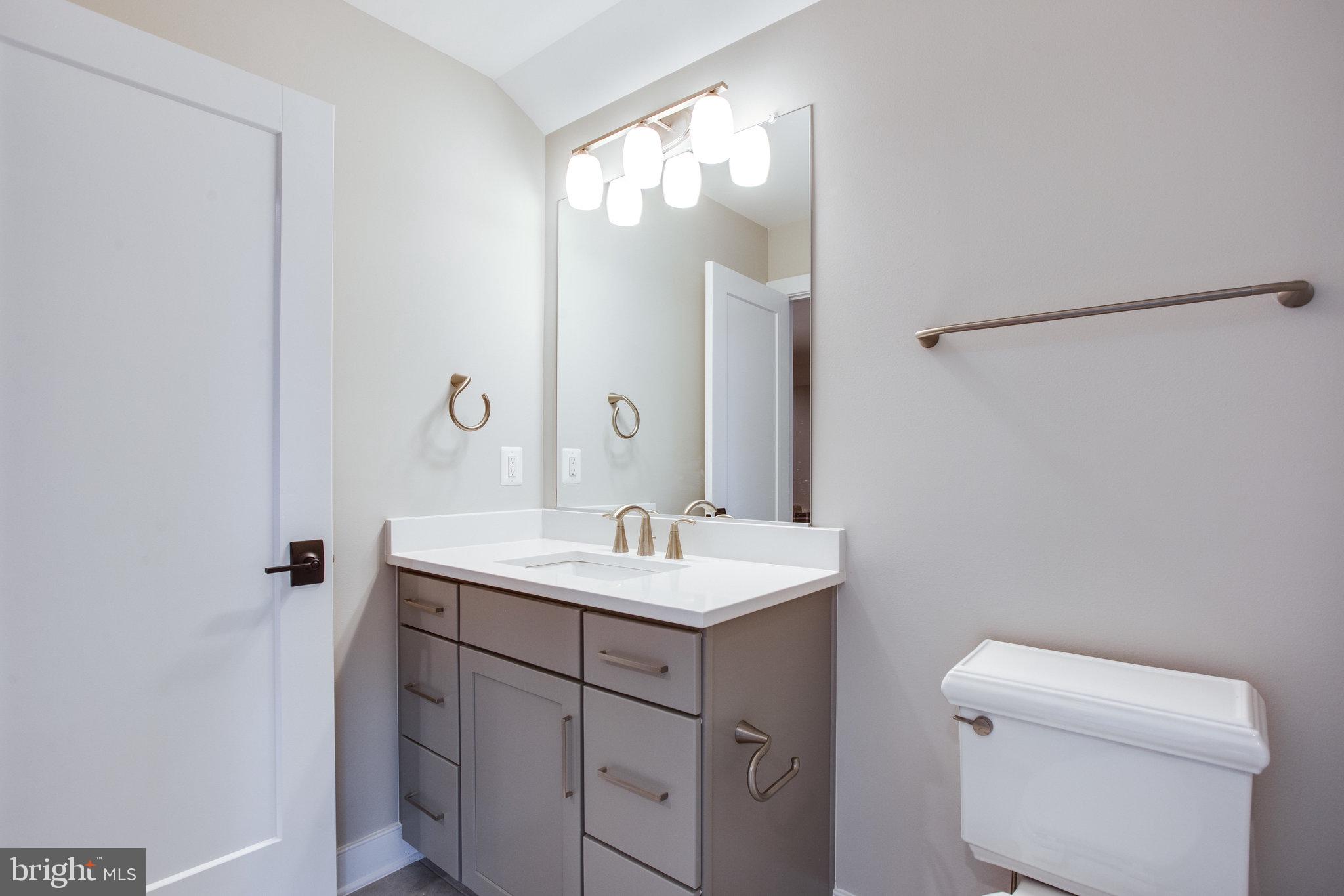 PIMMIT HILLS - Residential