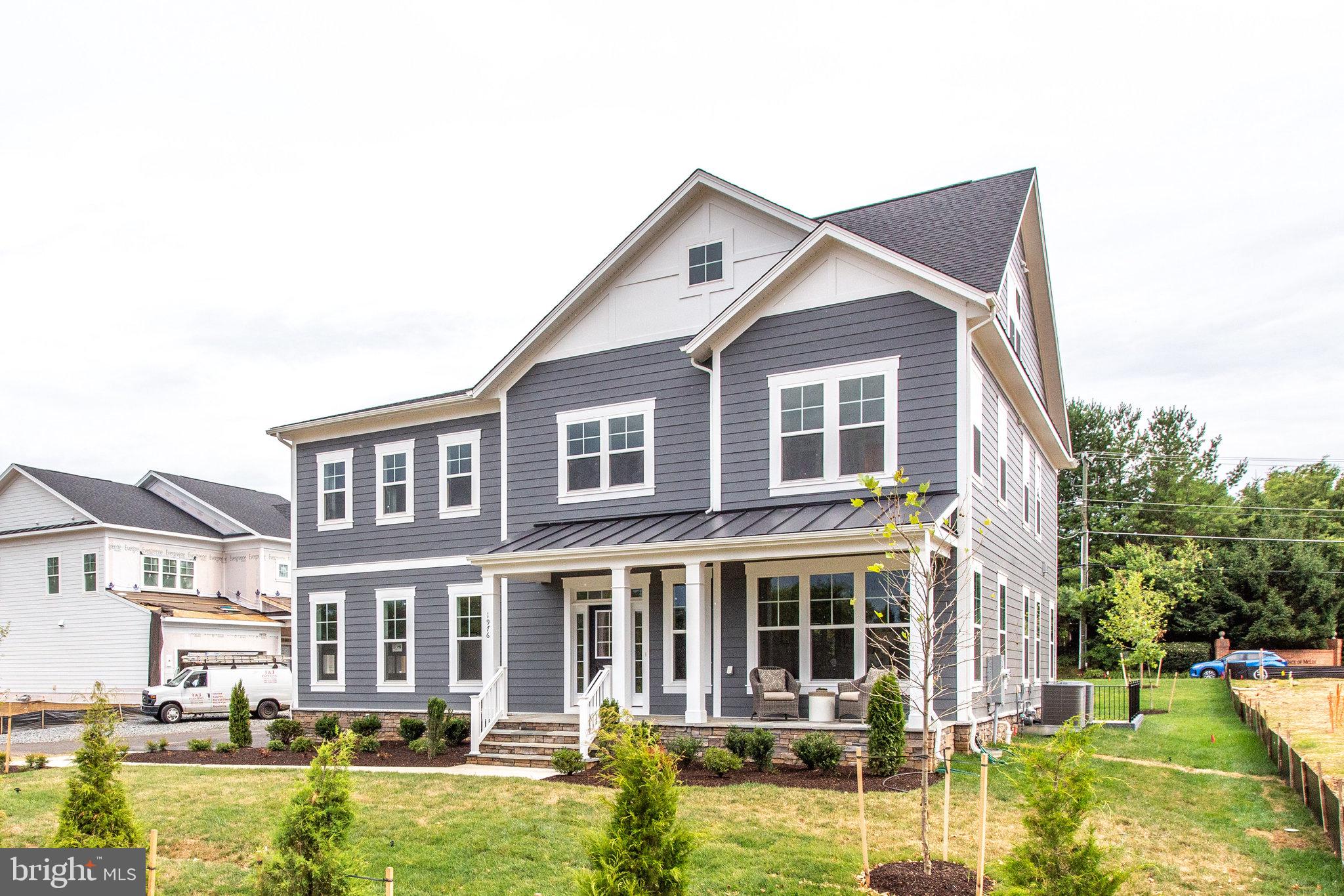 PIMMIT HILLS - Residential