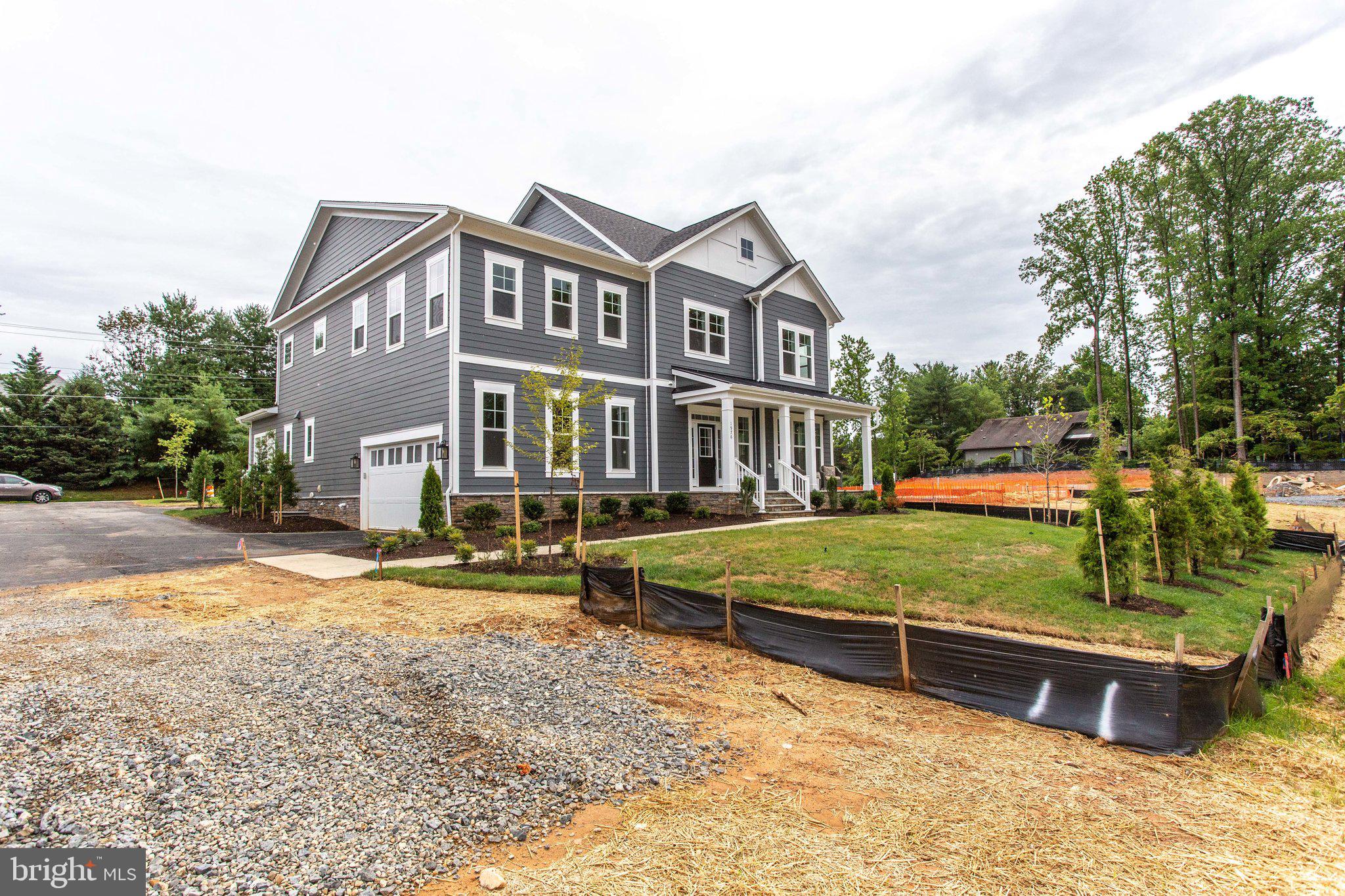 PIMMIT HILLS - Residential